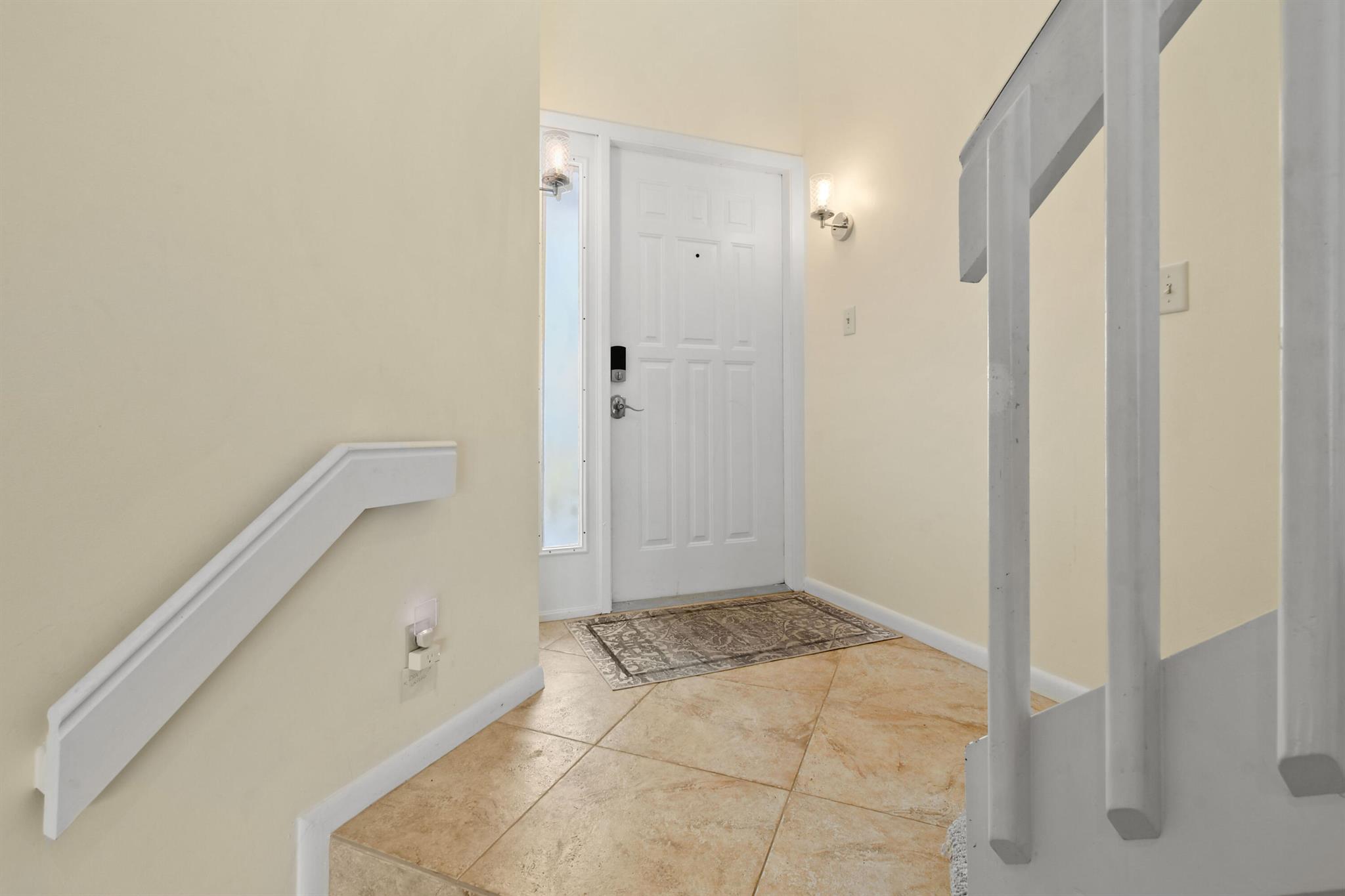 1216 Ocean Dunes Circle