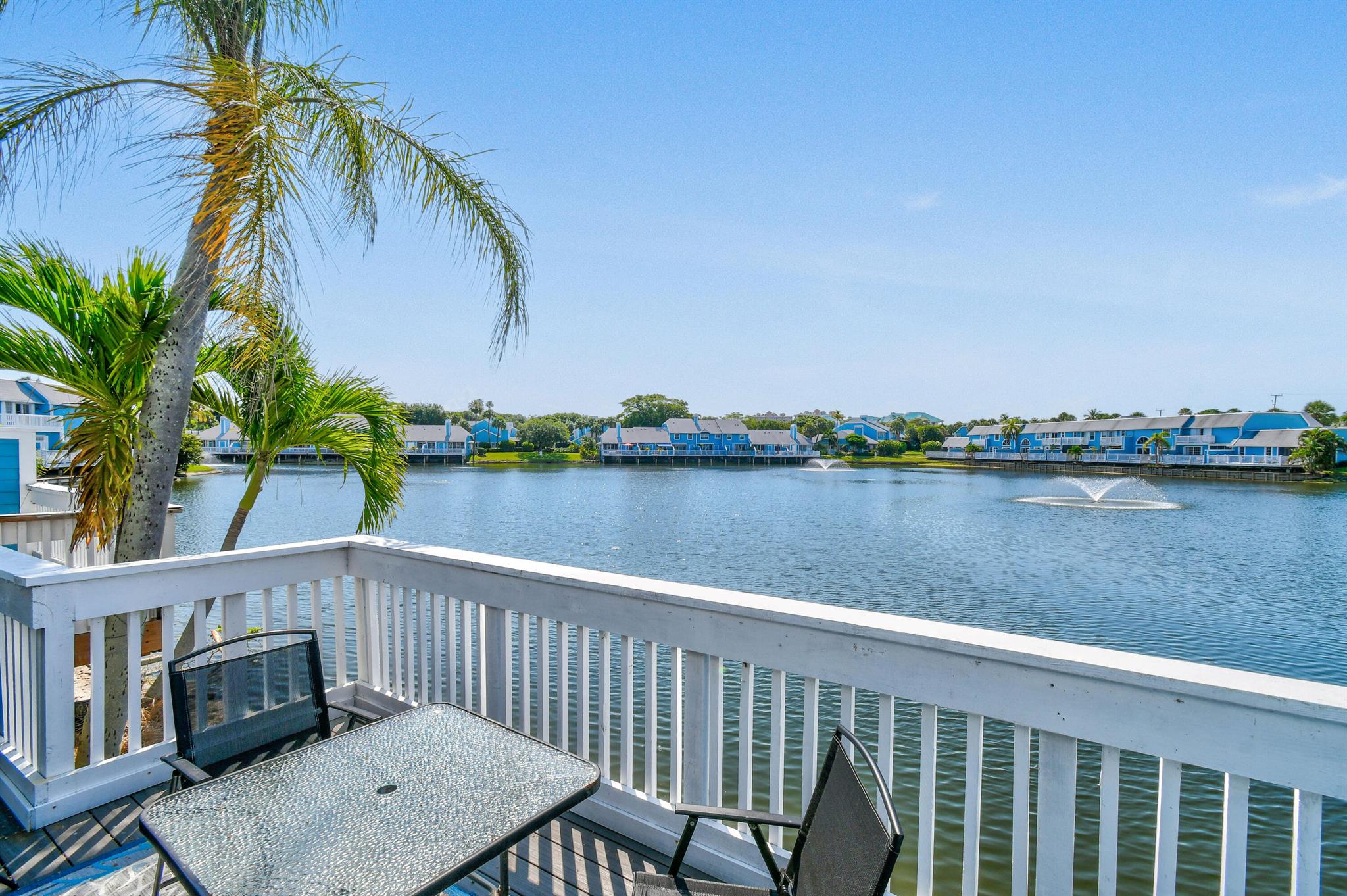 1216 Ocean Dunes Circle