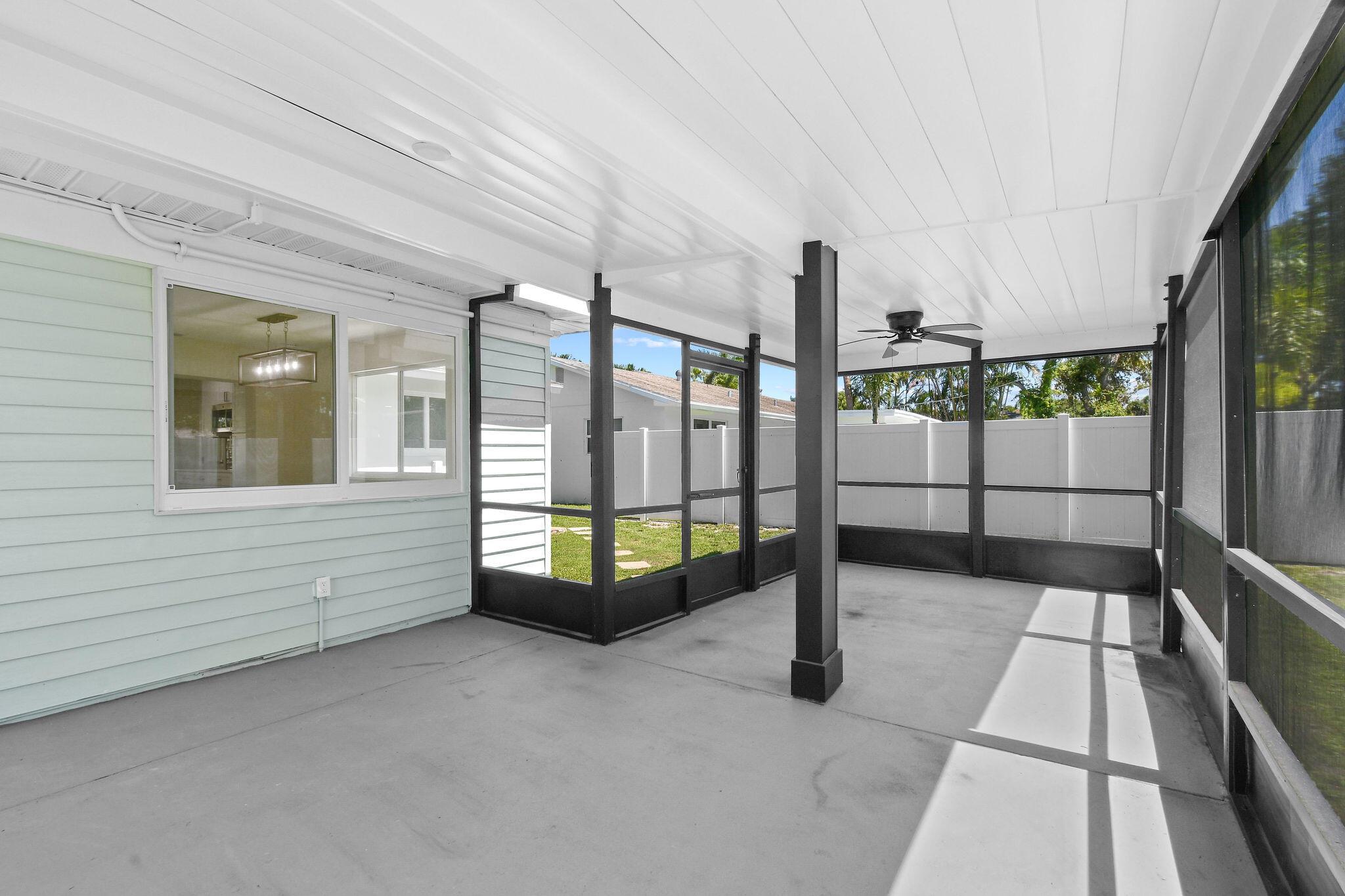 1522 Lance Road