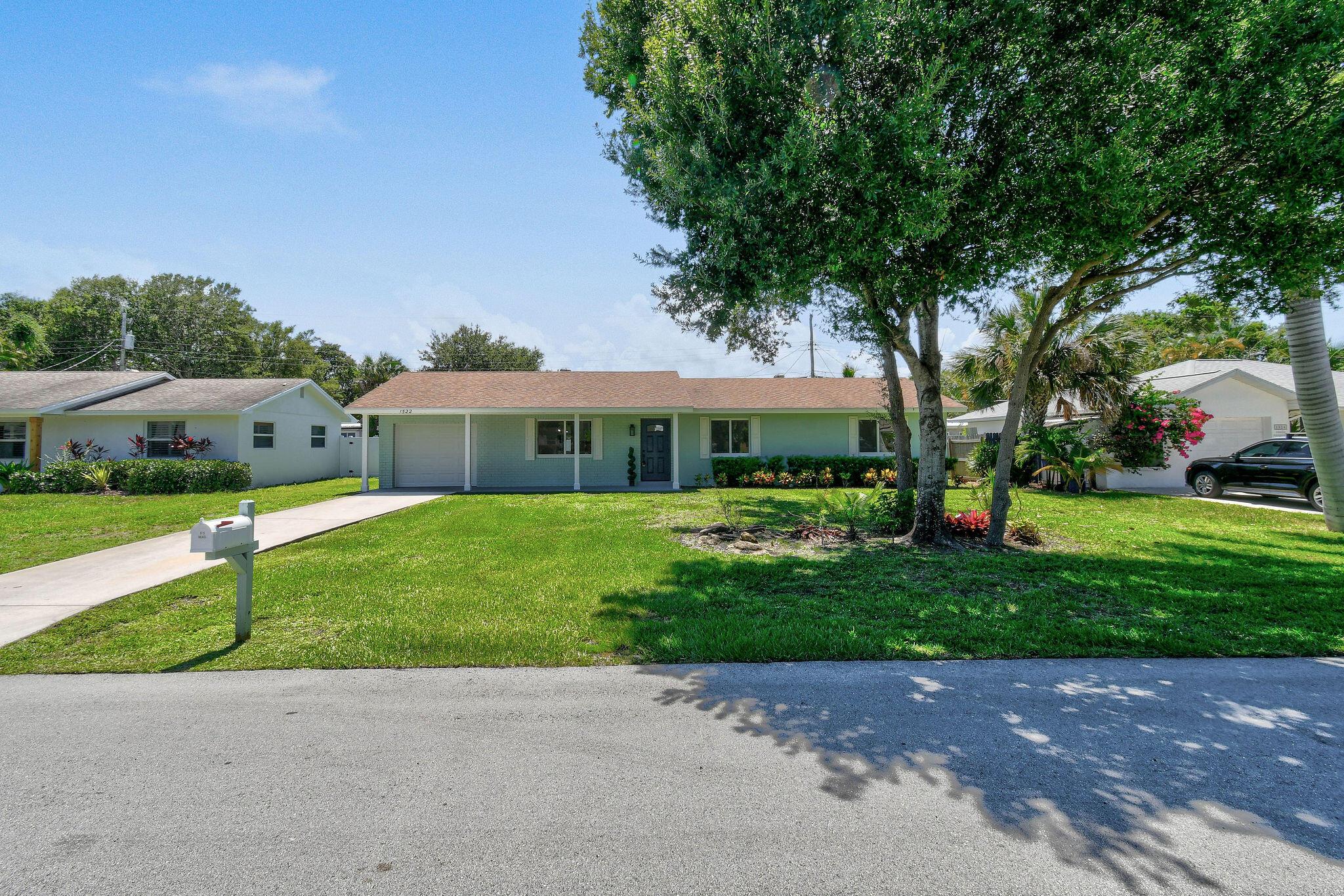 1522 Lance Road