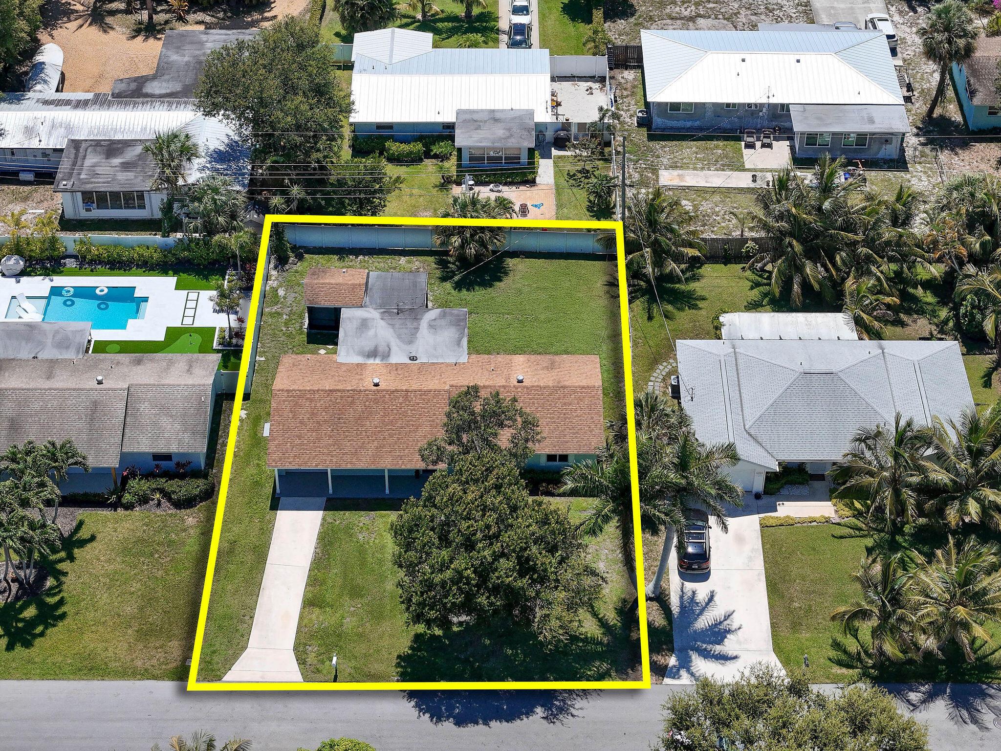 1522 Lance Road