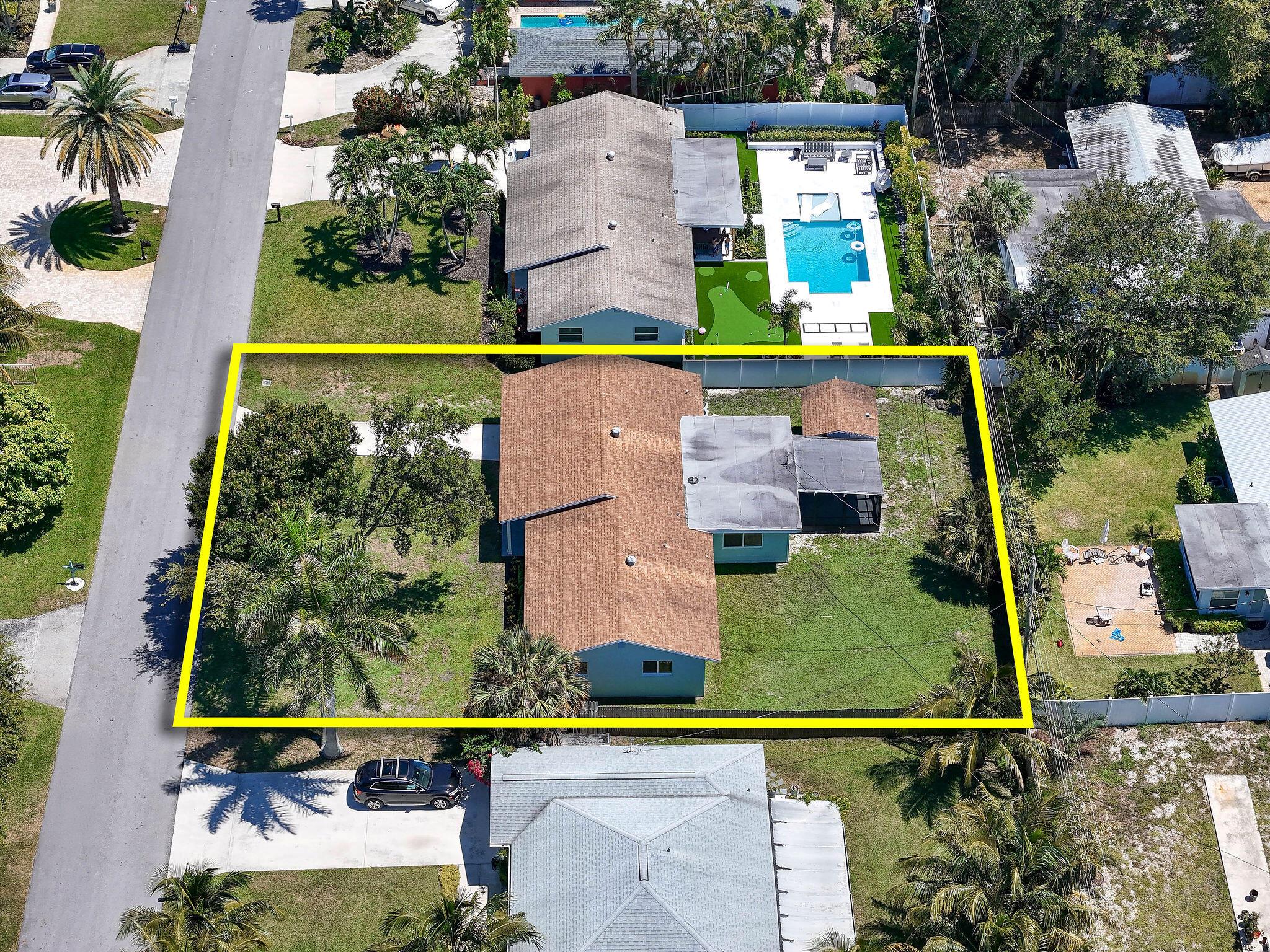 1522 Lance Road