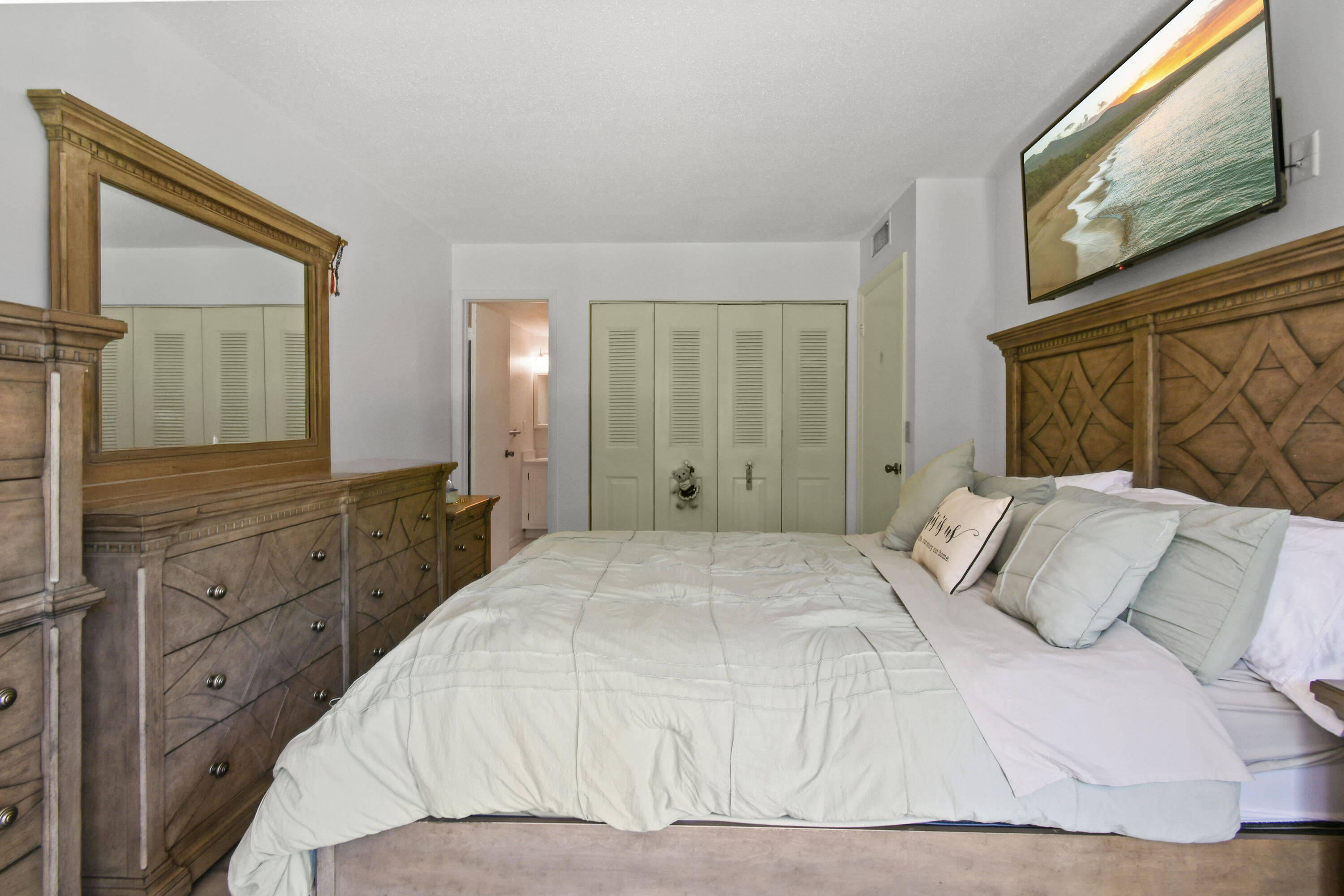 1100 E Indiantown Road 101