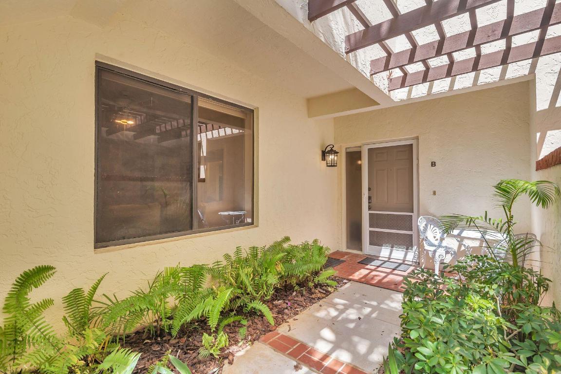 301 Sea Oats Drive B