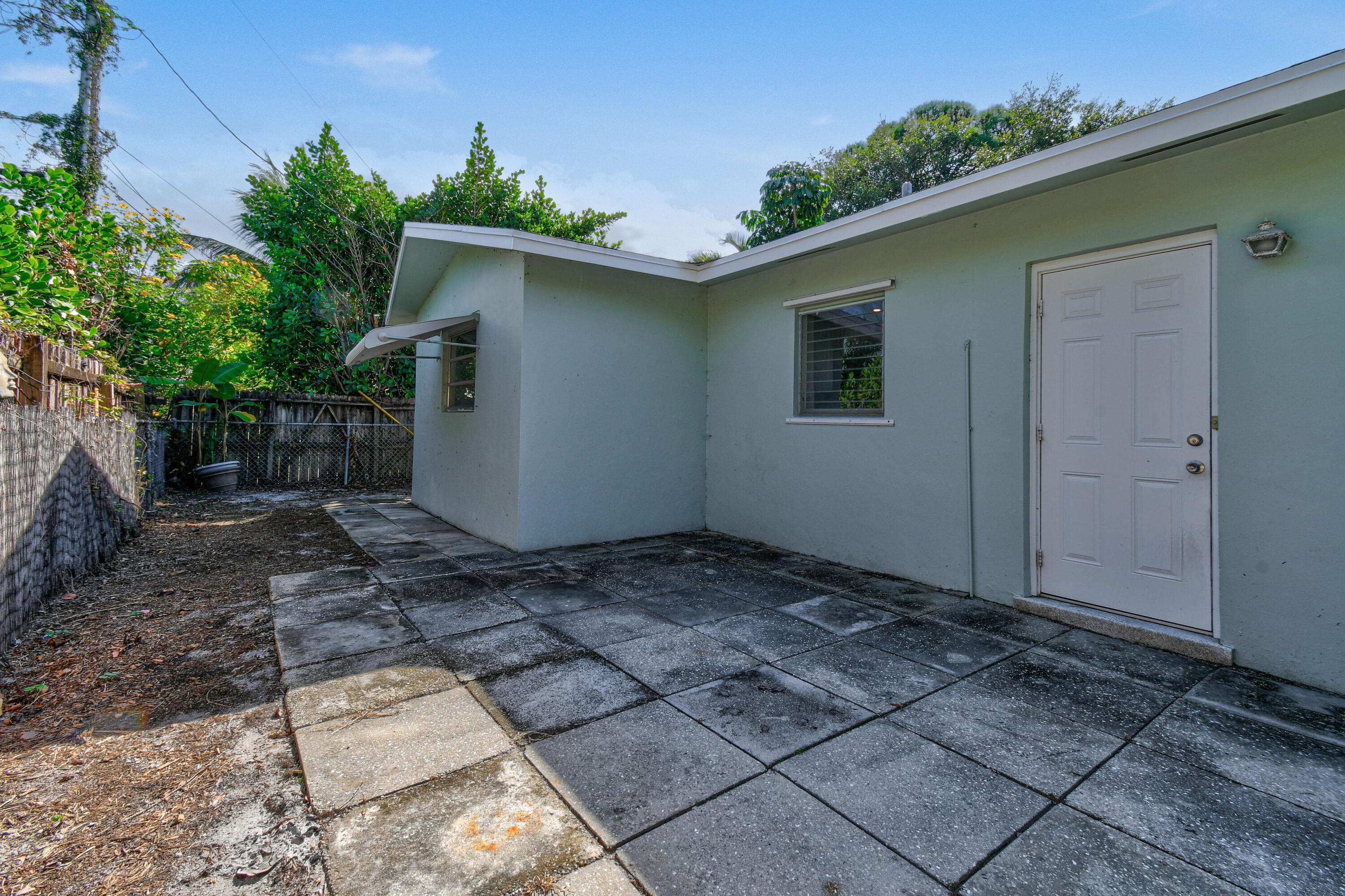 356 Cedar Avenue