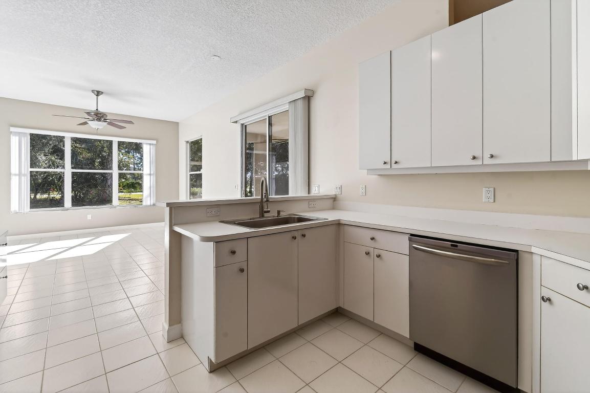 408 SW Horseshoe Bay, Port St. Lucie