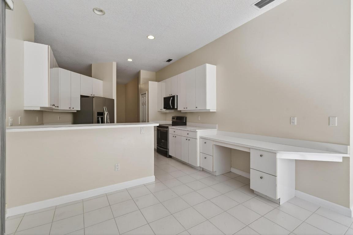 408 SW Horseshoe Bay, Port St. Lucie