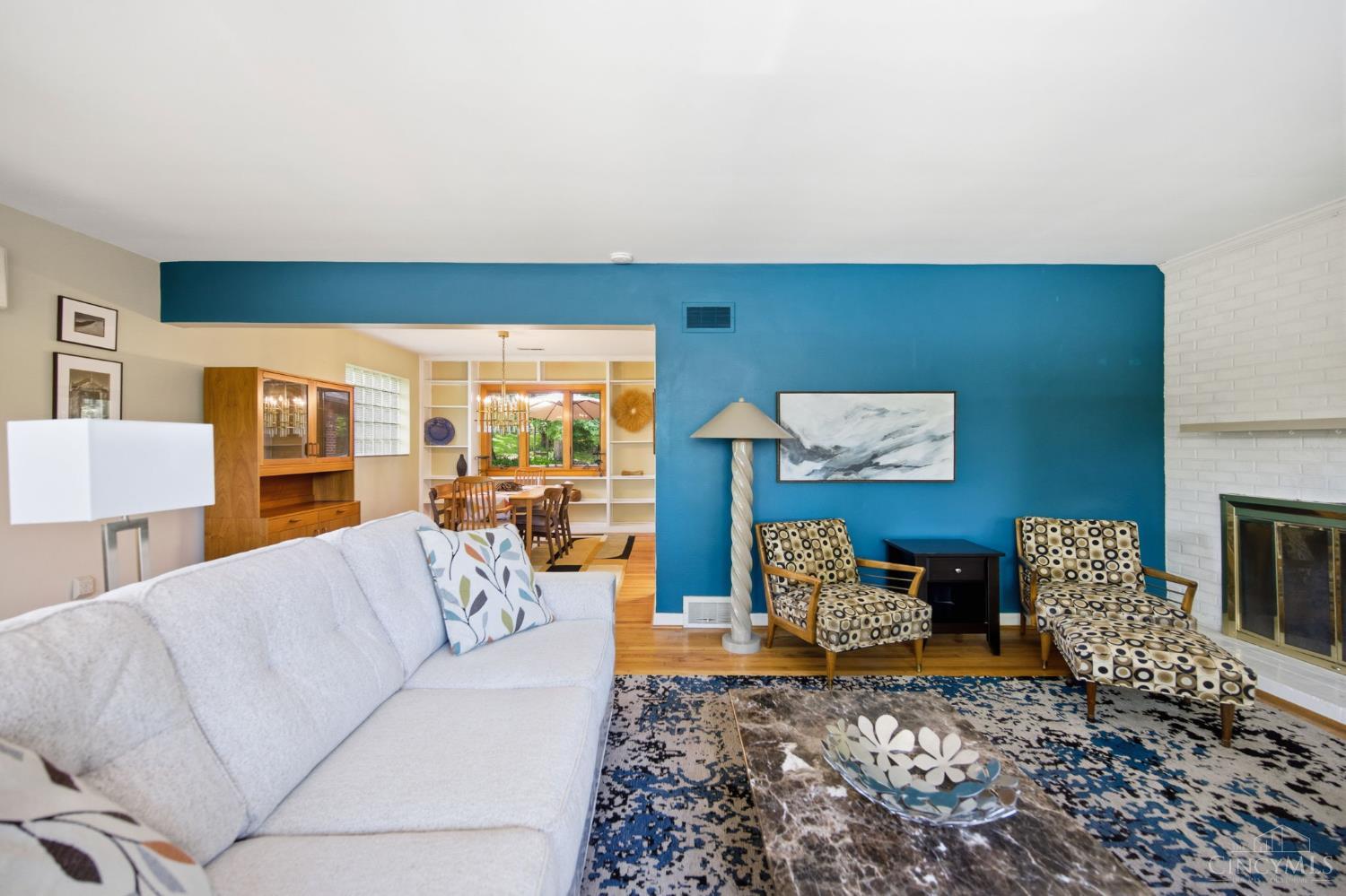 1325 Holman View Drive