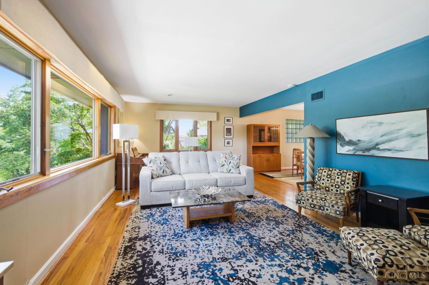 1325 Holman View Drive
