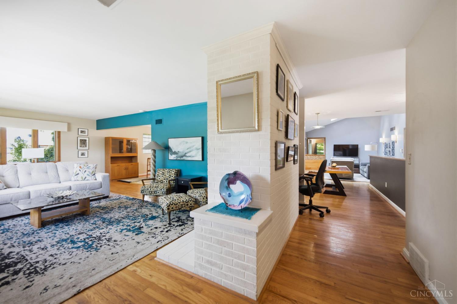 1325 Holman View Drive