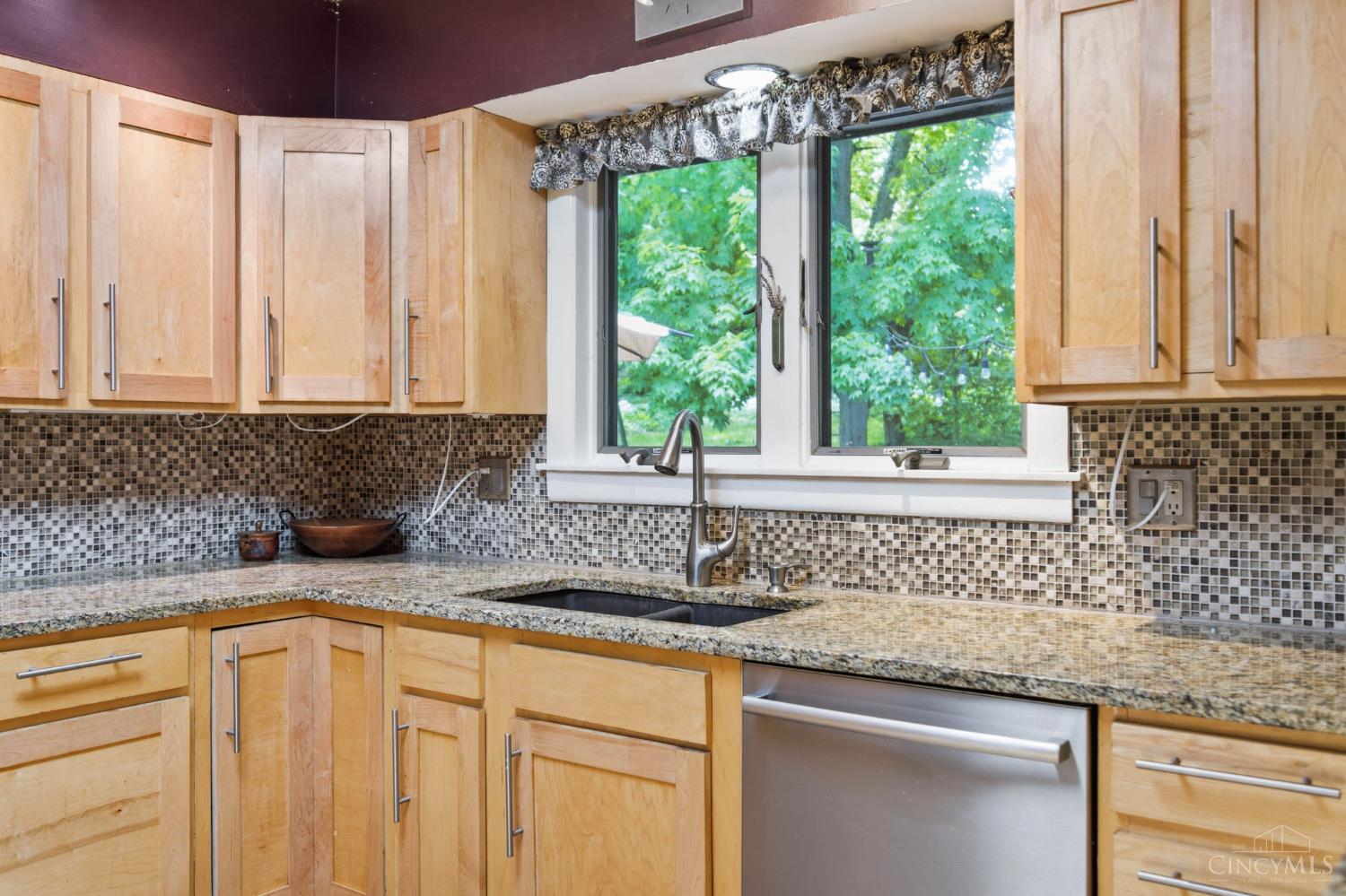 1325 Holman View Drive