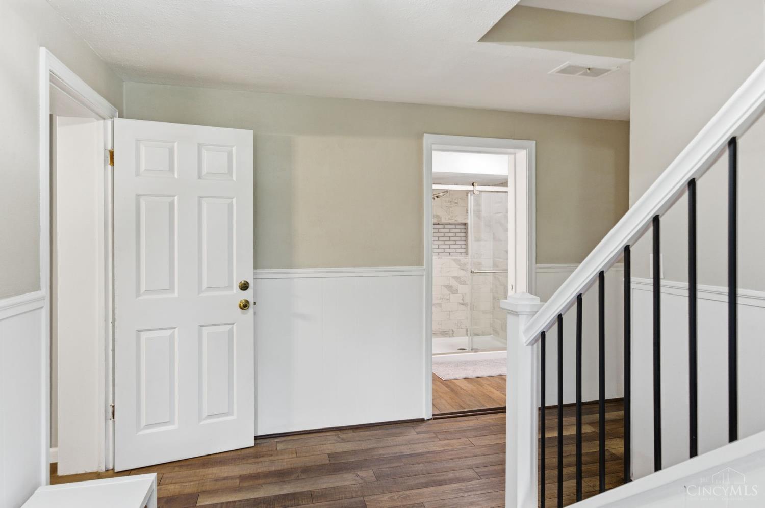 1204 Forest Court