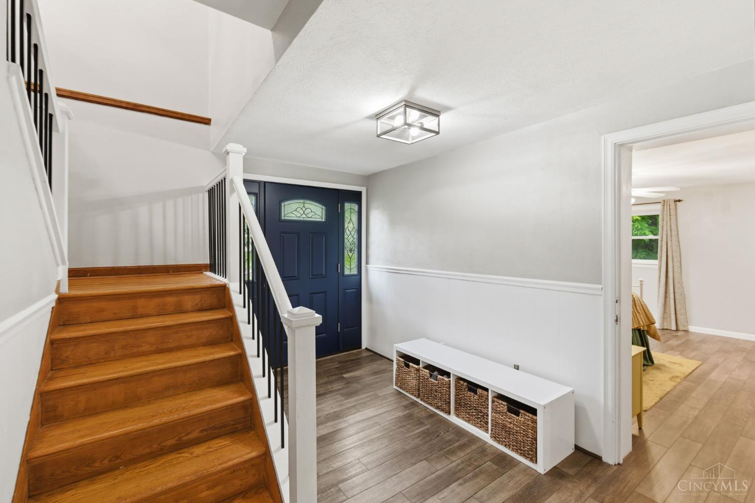 1204 Forest Court