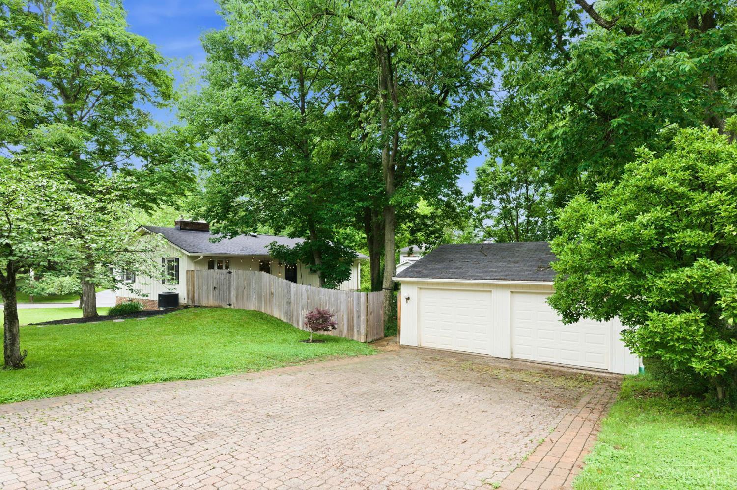 1204 Forest Court