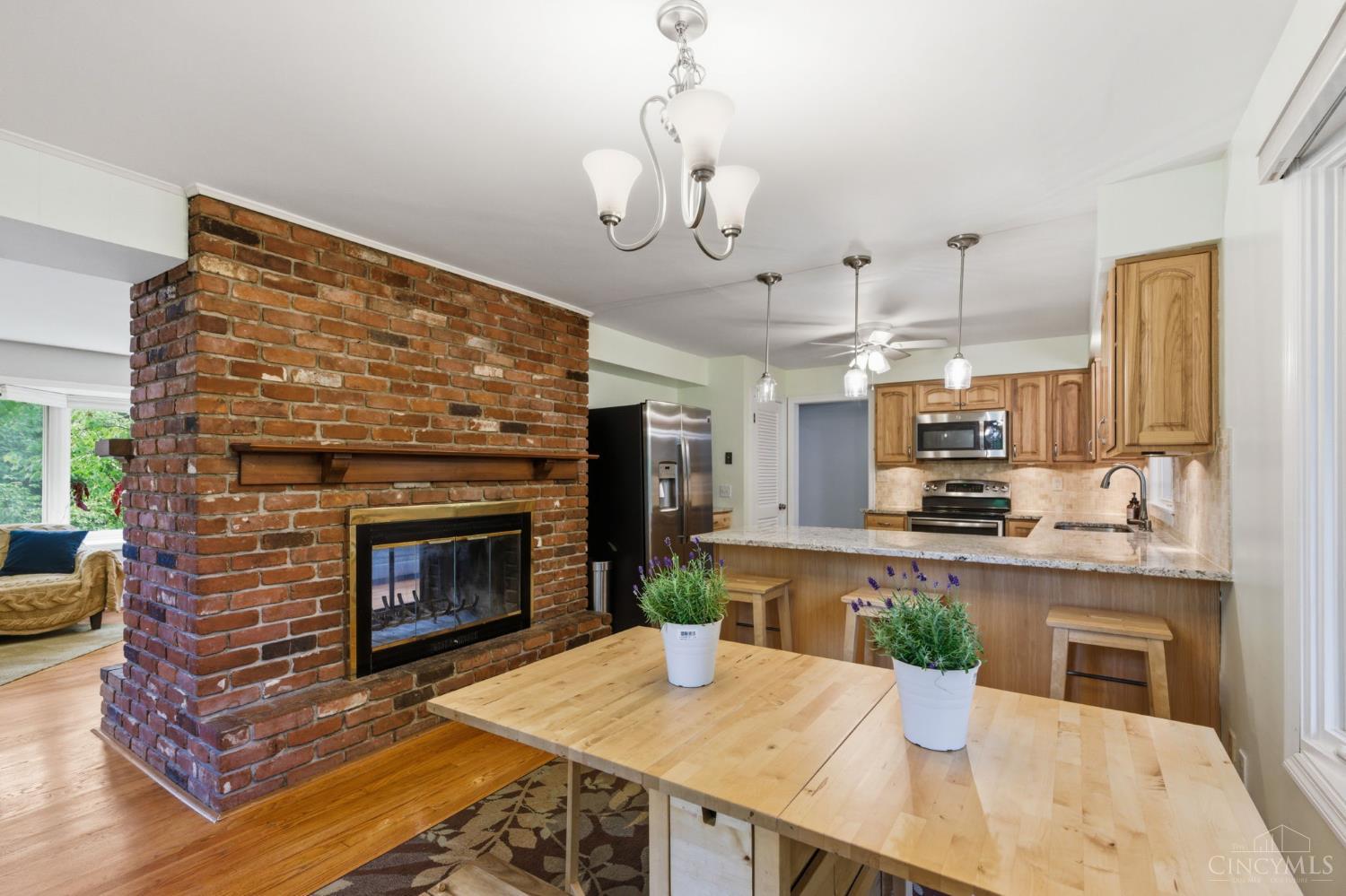 1204 Forest Court