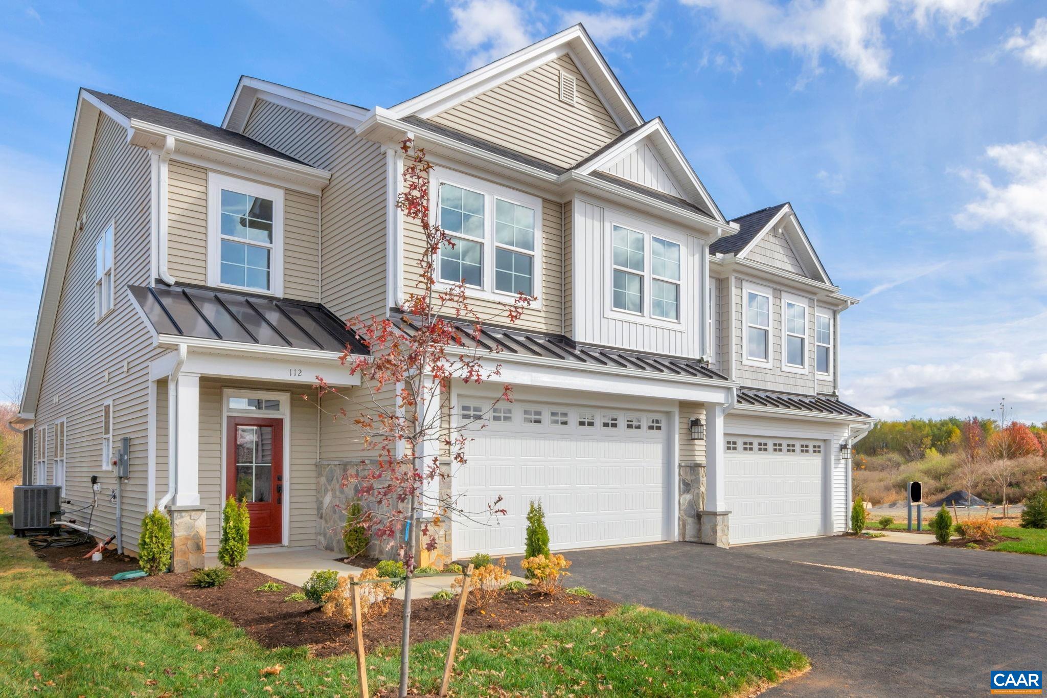112 RIDGELINE DR