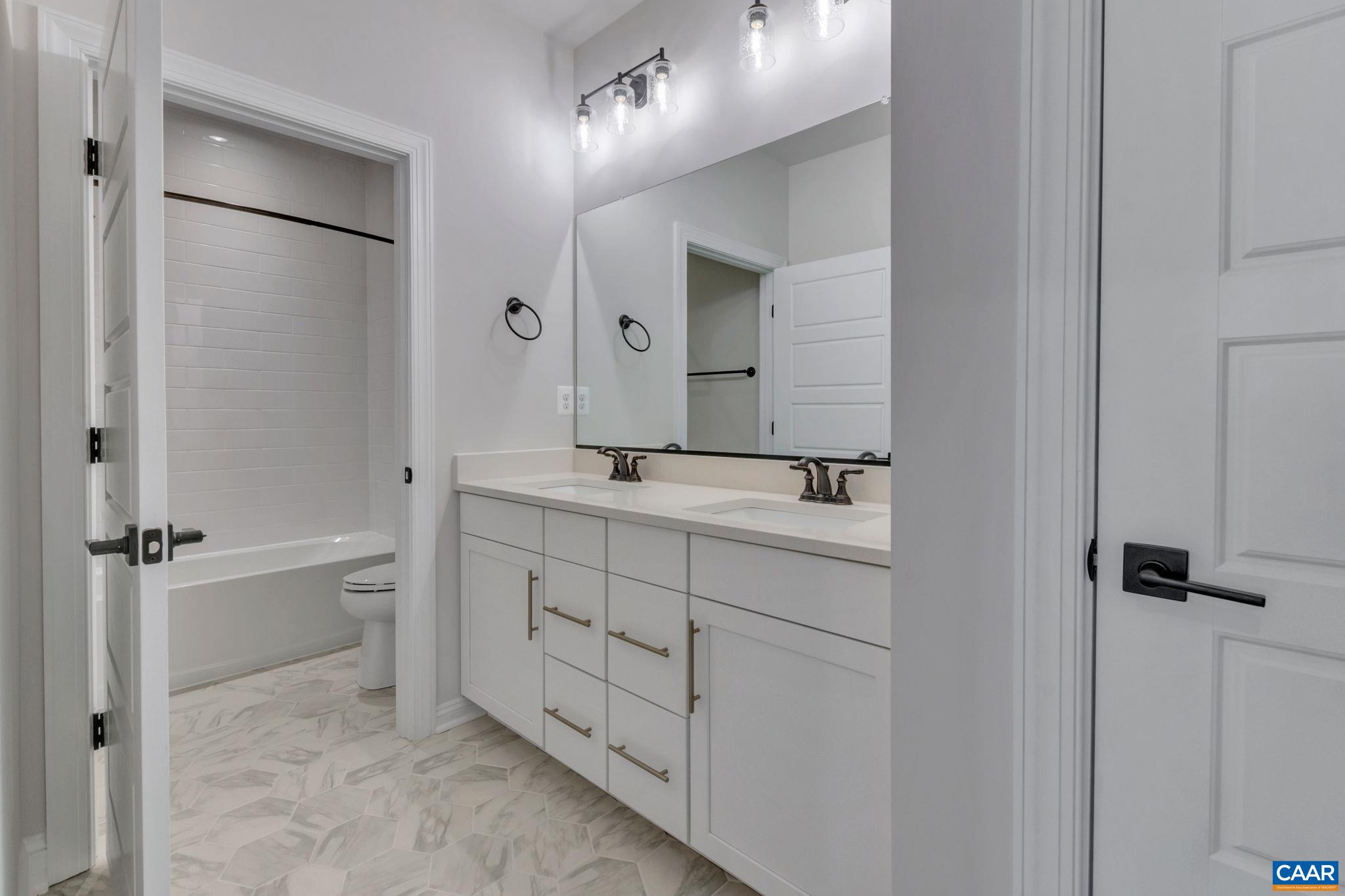 112 RIDGELINE DR