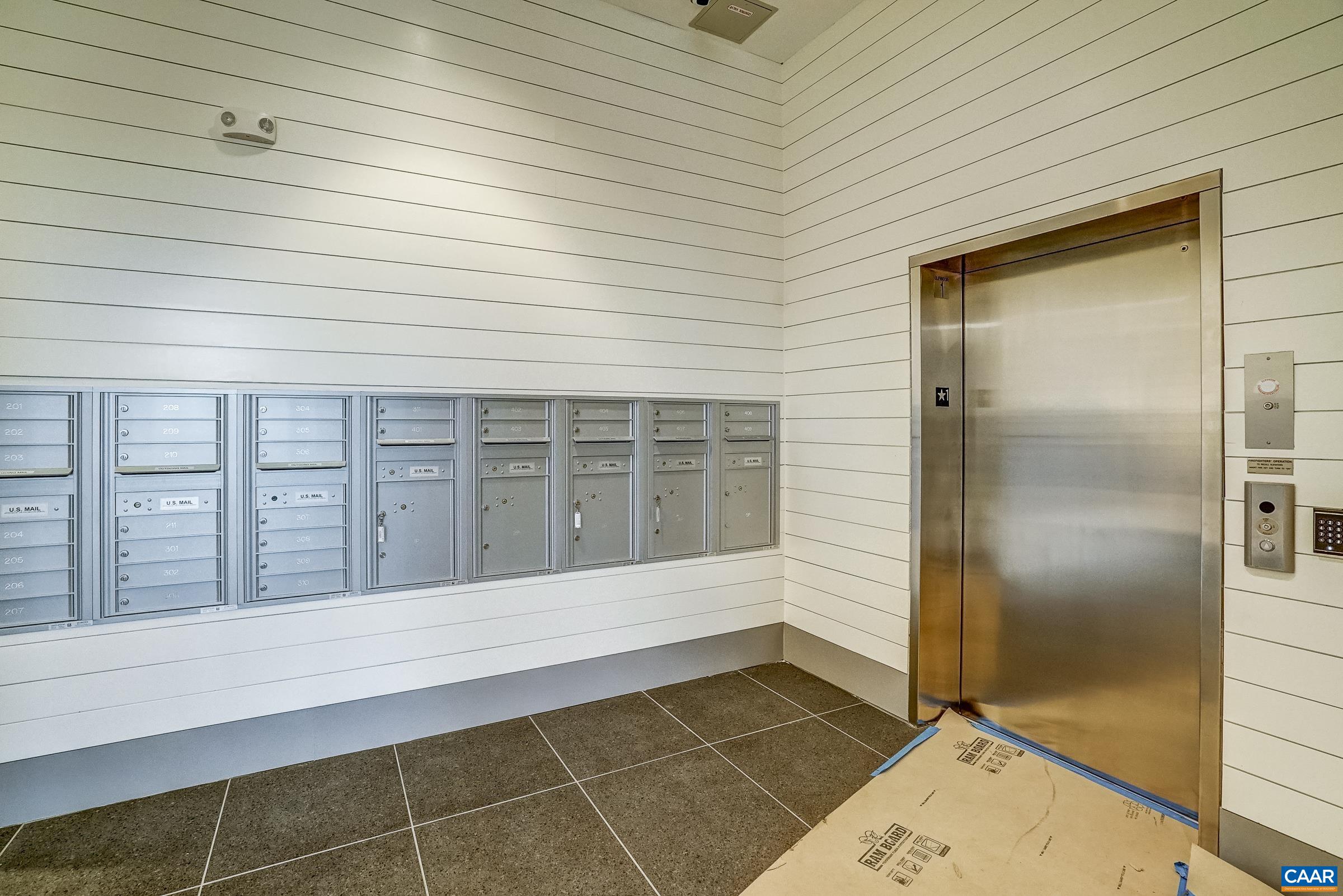 1035 HEATHERCROFT CIR Unit 303