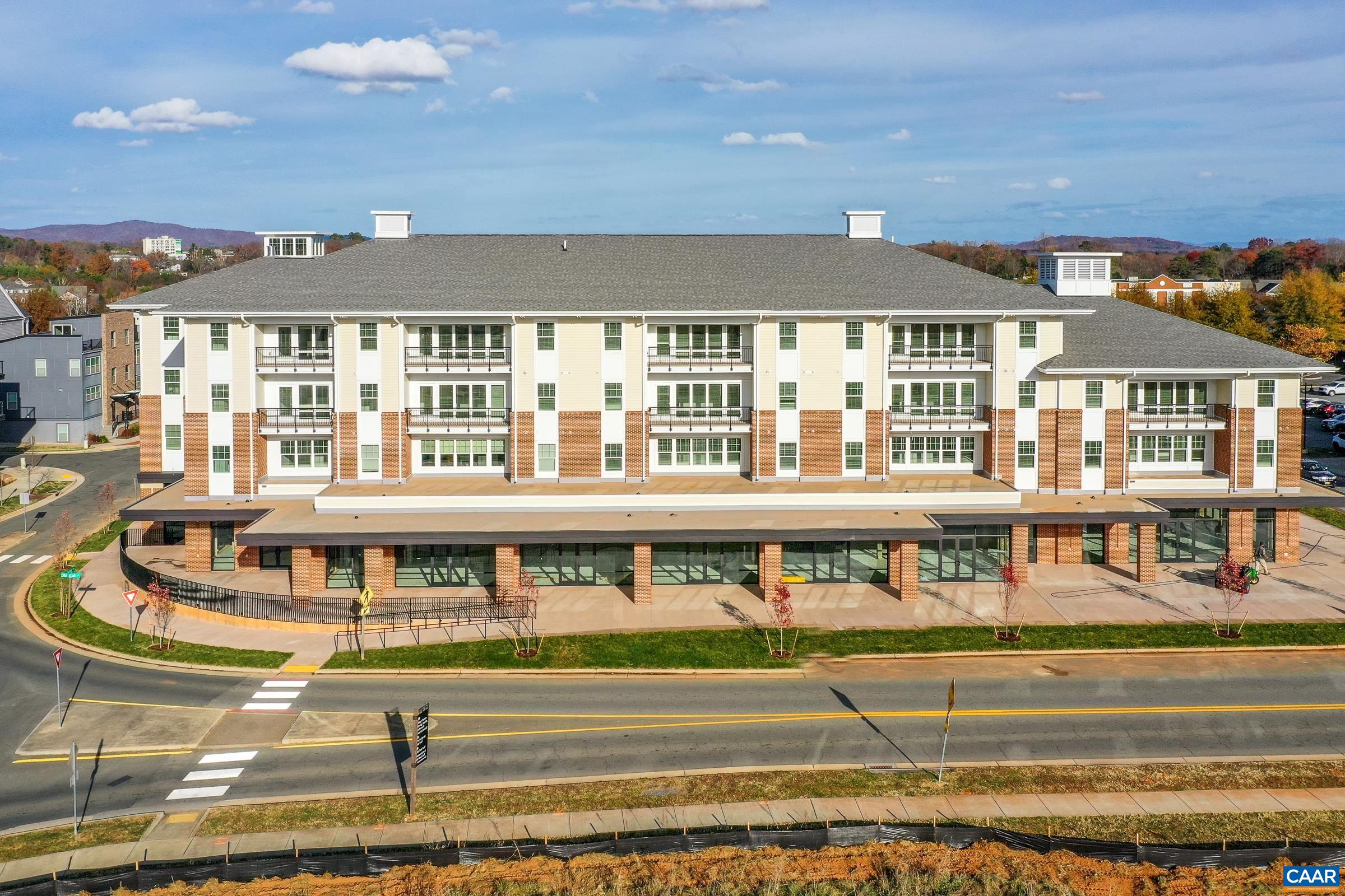 1035 HEATHERCROFT CIR Unit 303