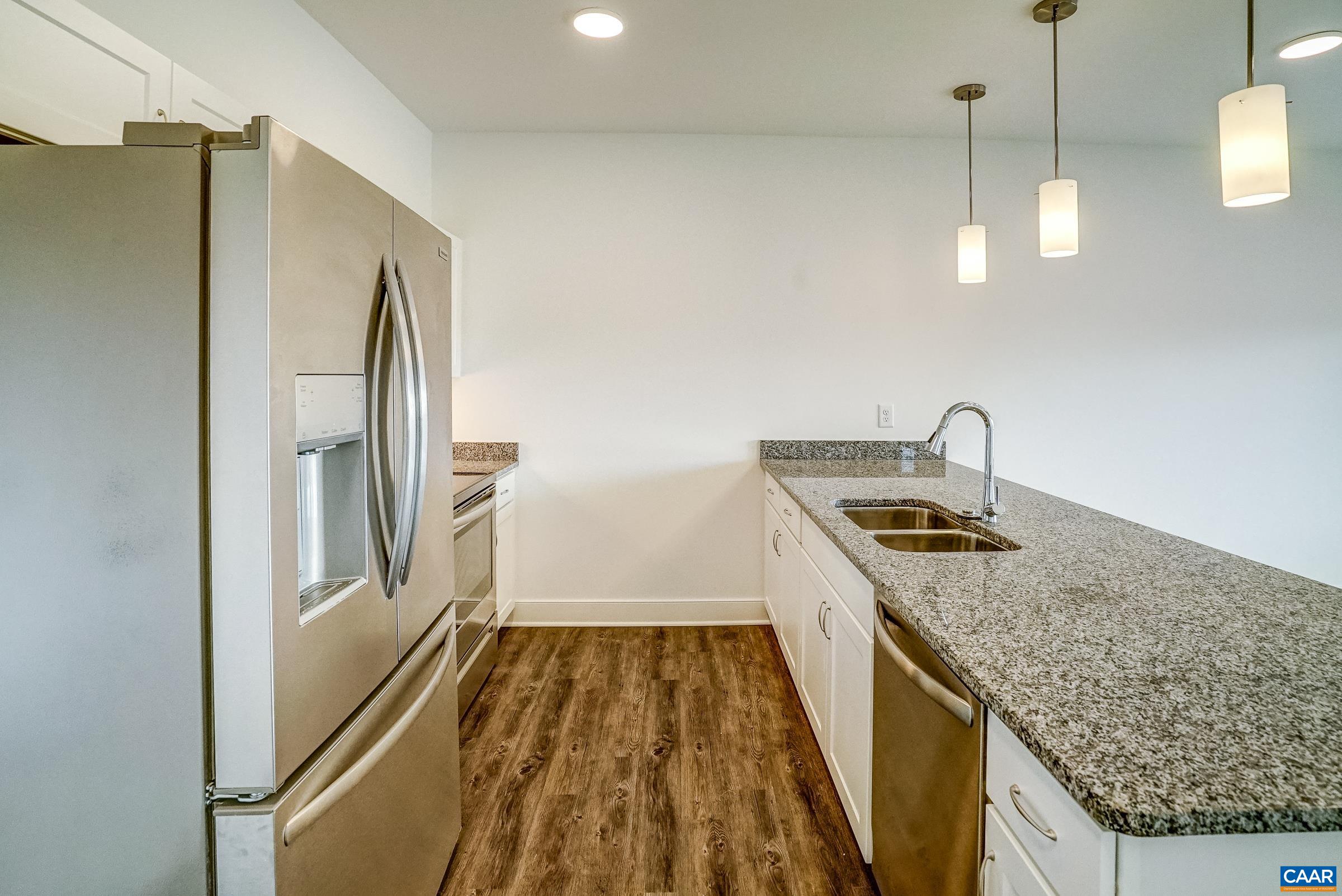 1035 HEATHERCROFT CIR Unit 303