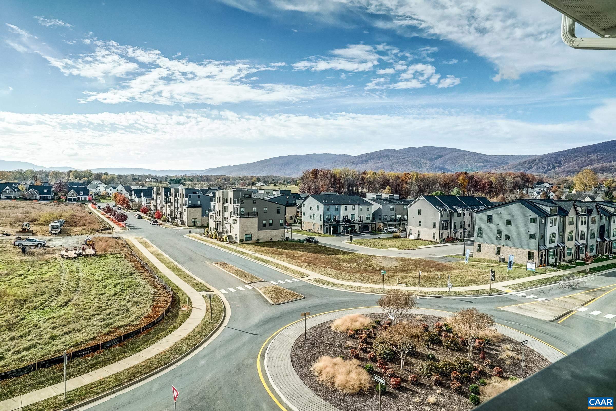 1035 HEATHERCROFT CIR Unit 303