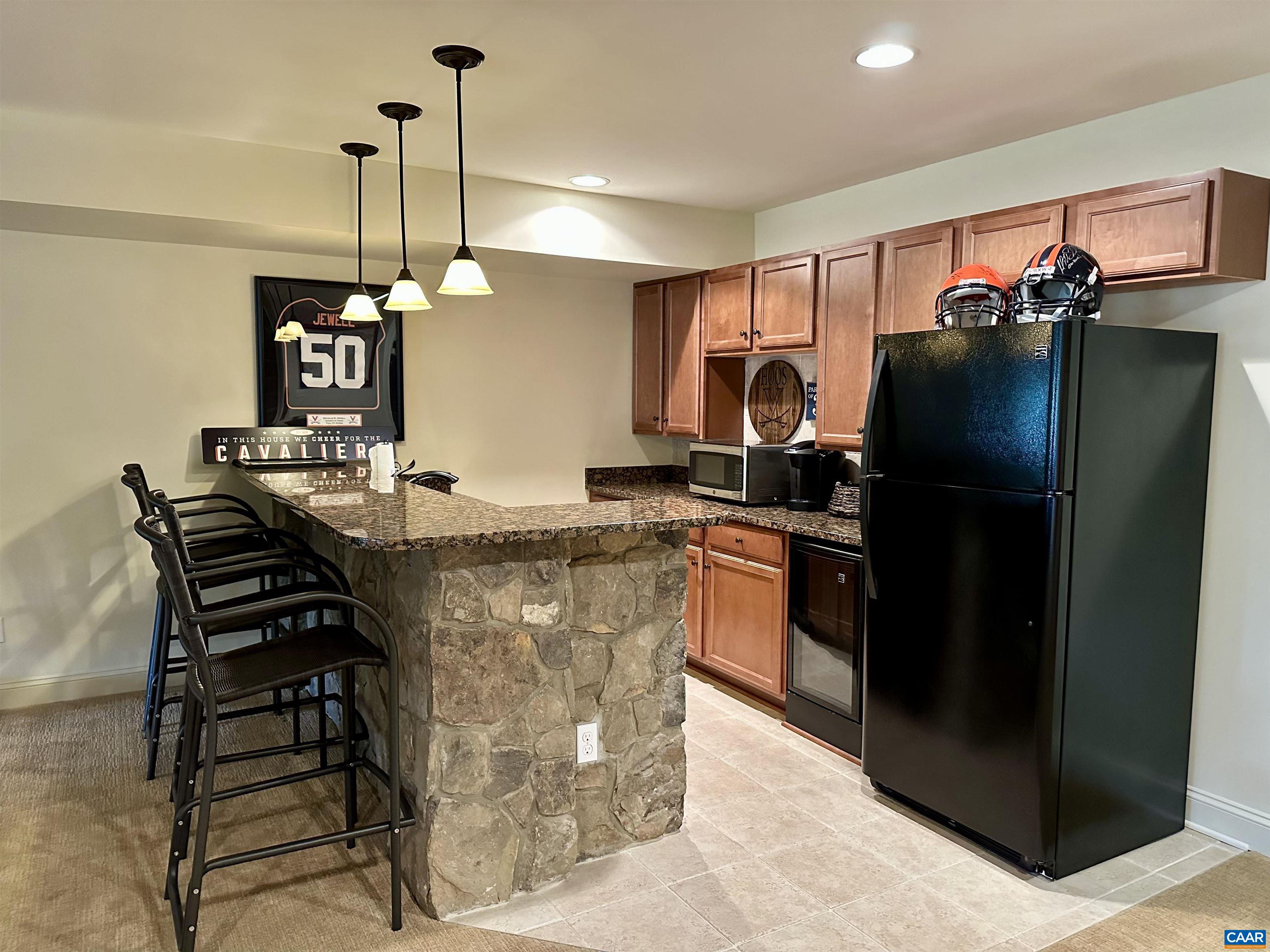 646 BAYWICK CIR