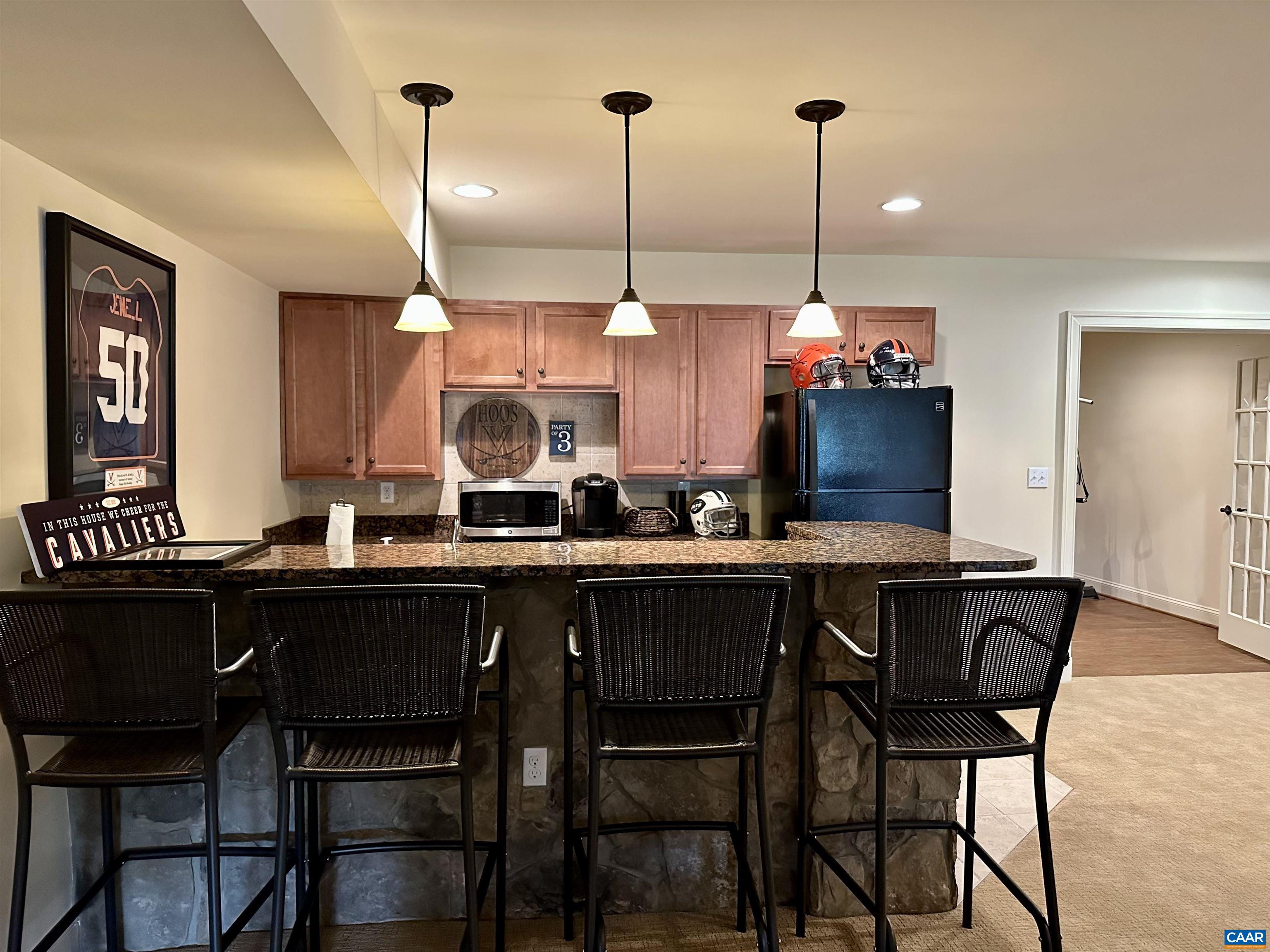 646 BAYWICK CIR