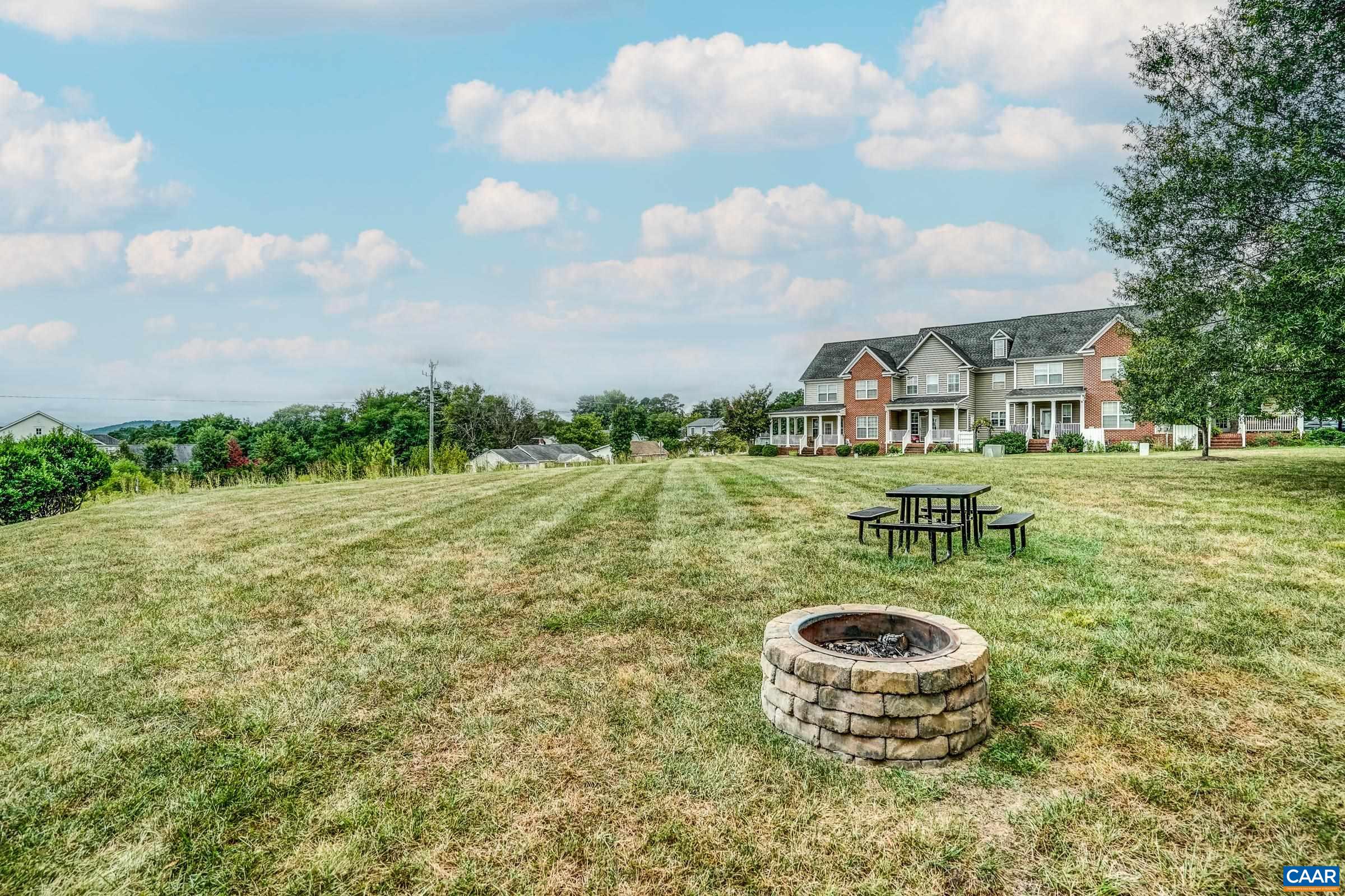 2420 BARGAMIN ORCHARD LN