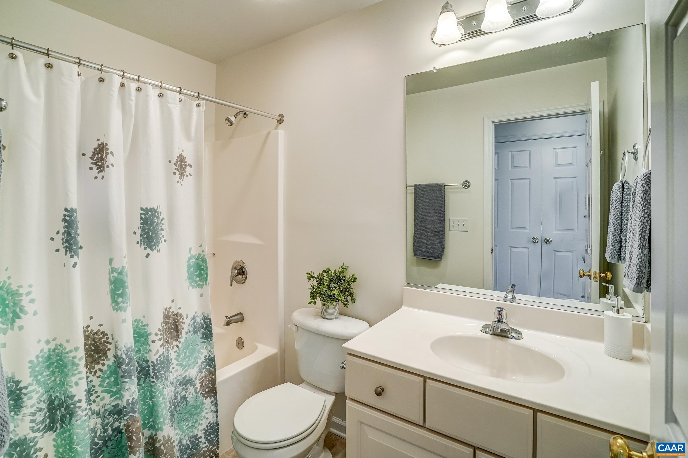 2420 BARGAMIN ORCHARD LN