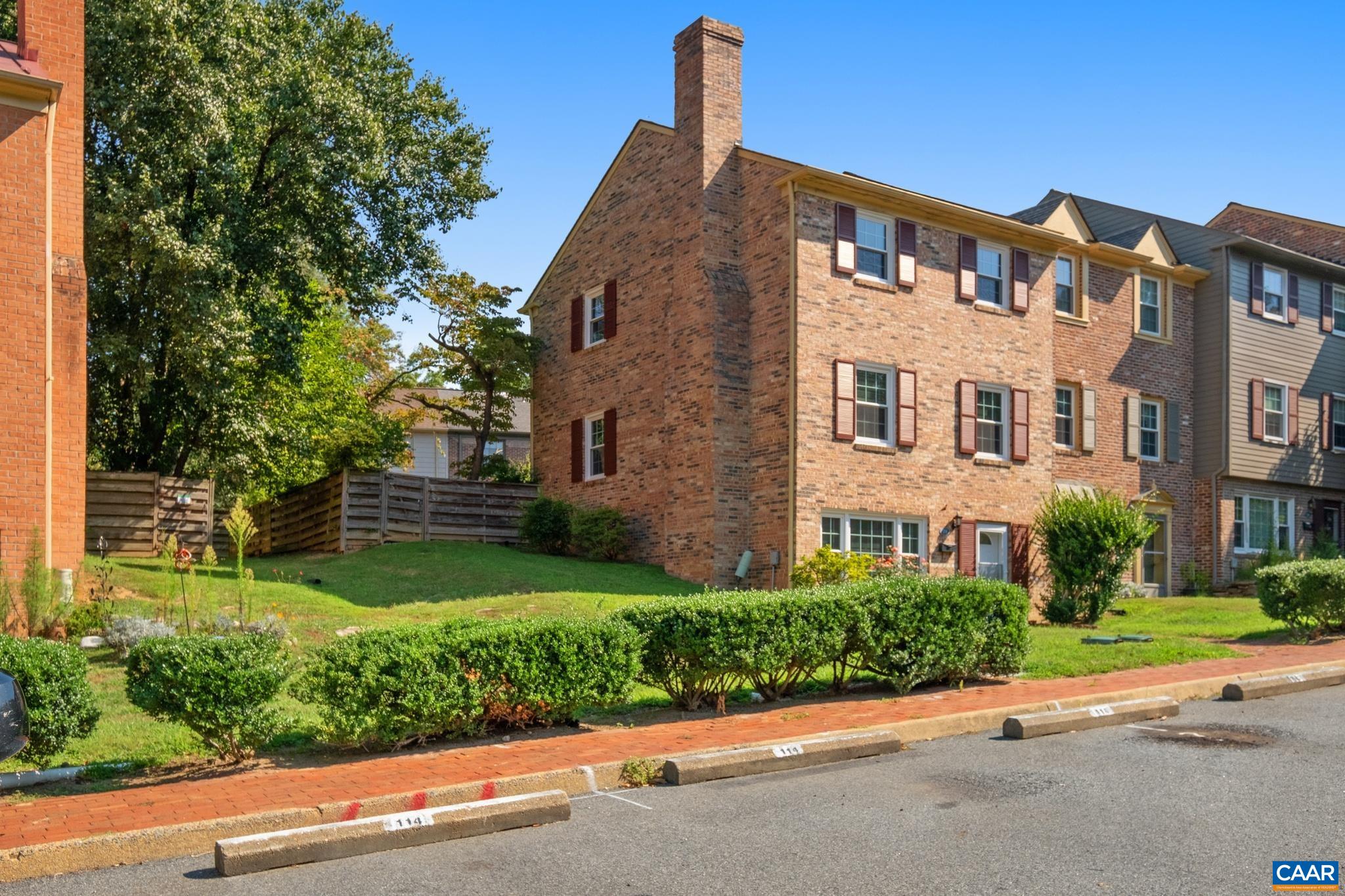 114 GEORGETOWN GREEN