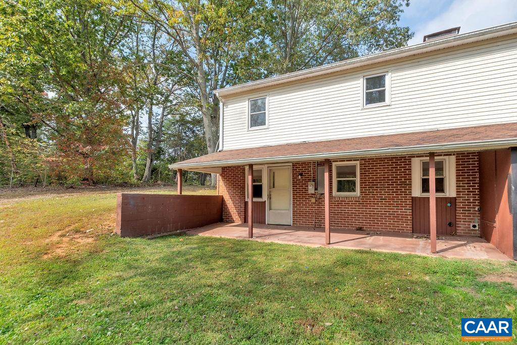 1480 WEST RIVER RD