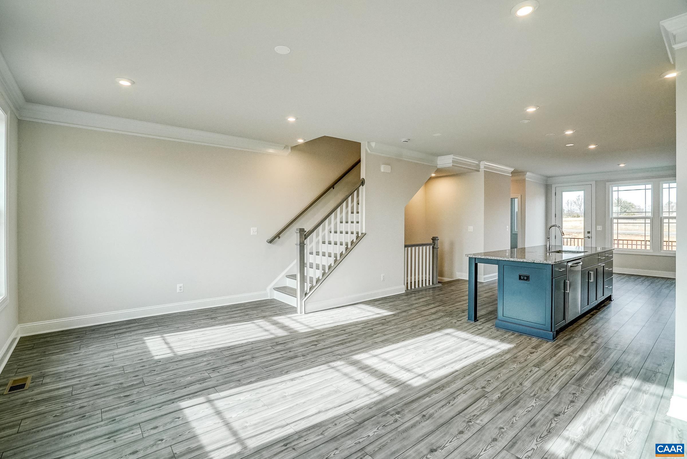2032 MEYERS WAY