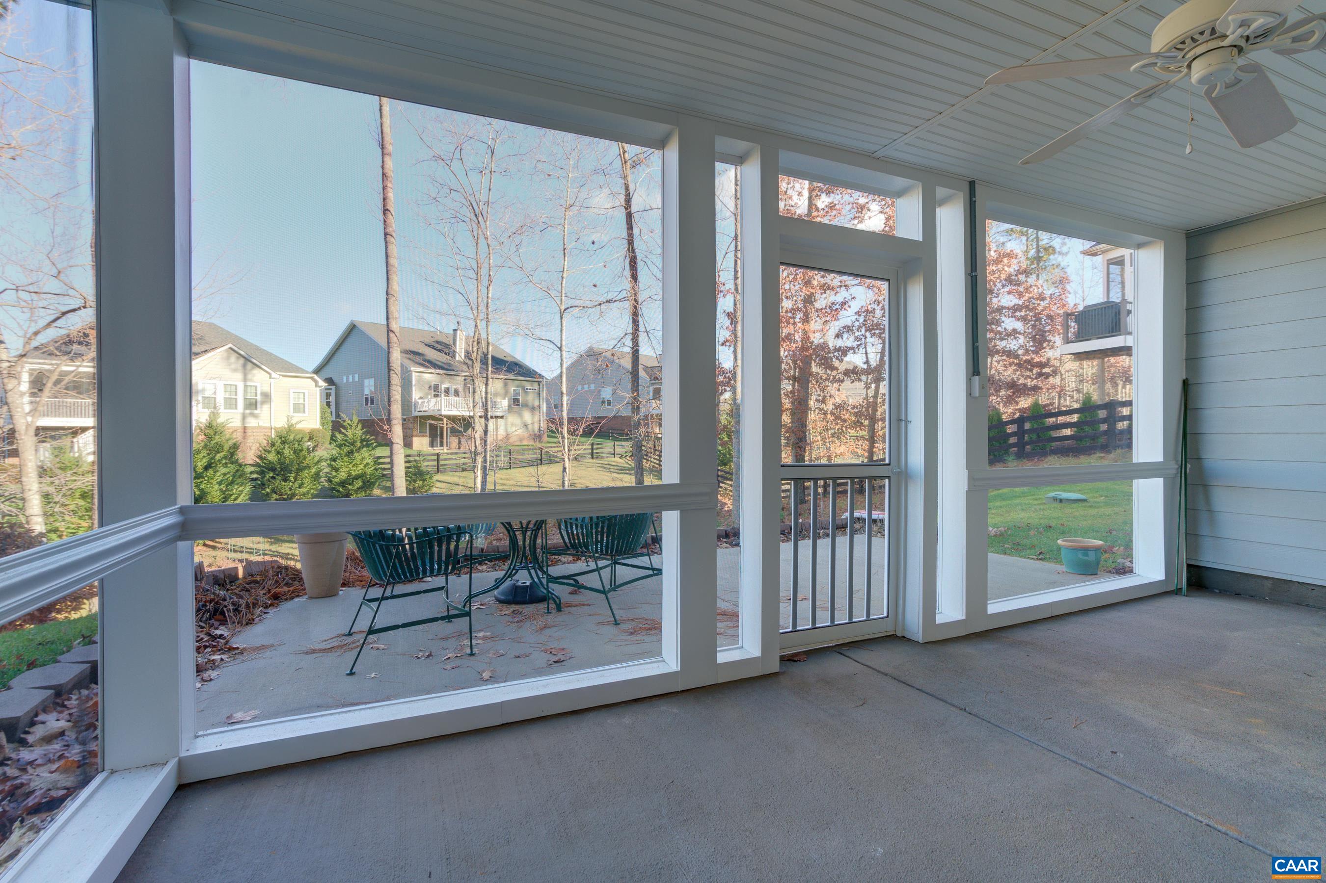 80 APPLEWOOD DR