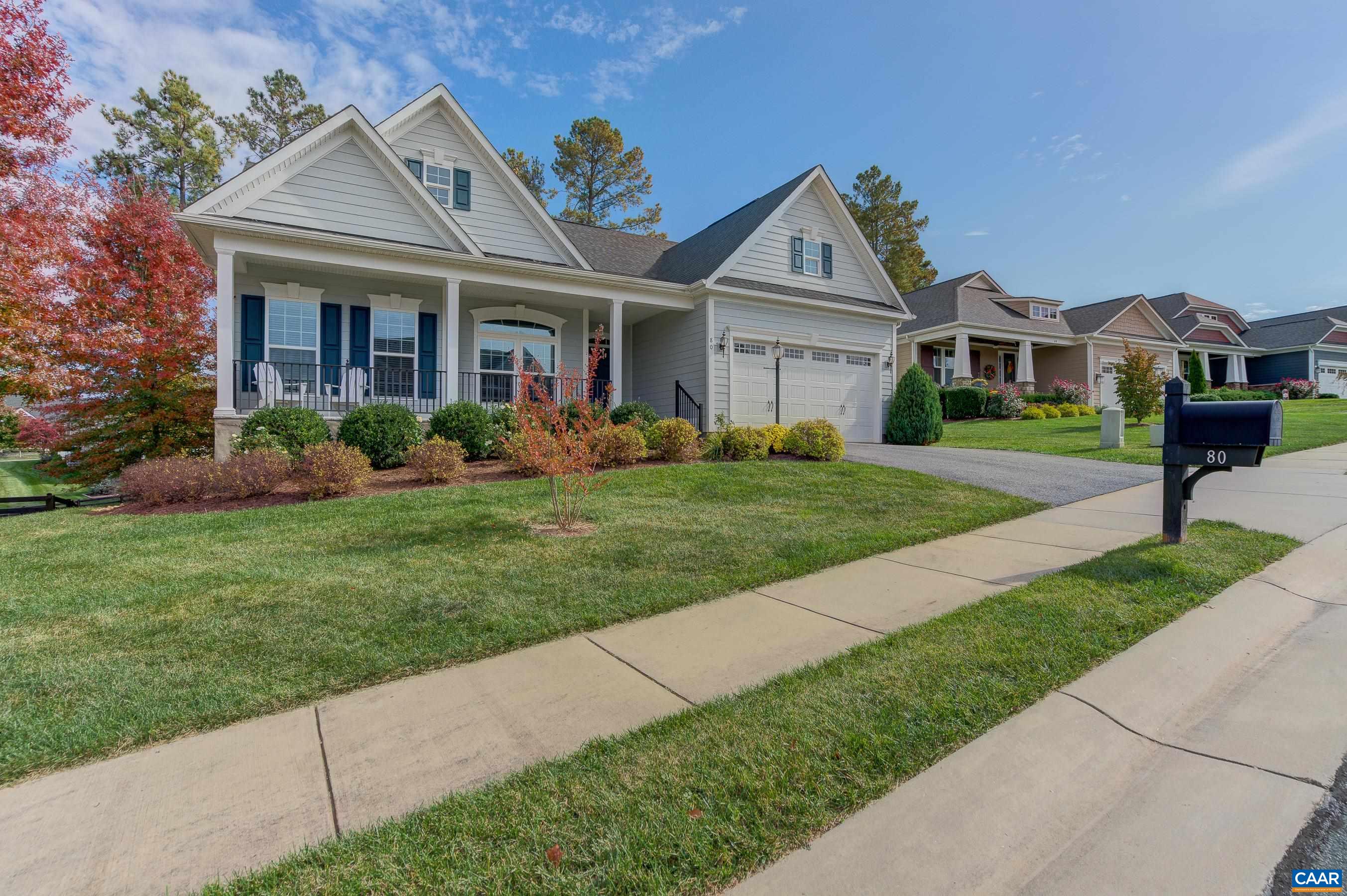 80 APPLEWOOD DR