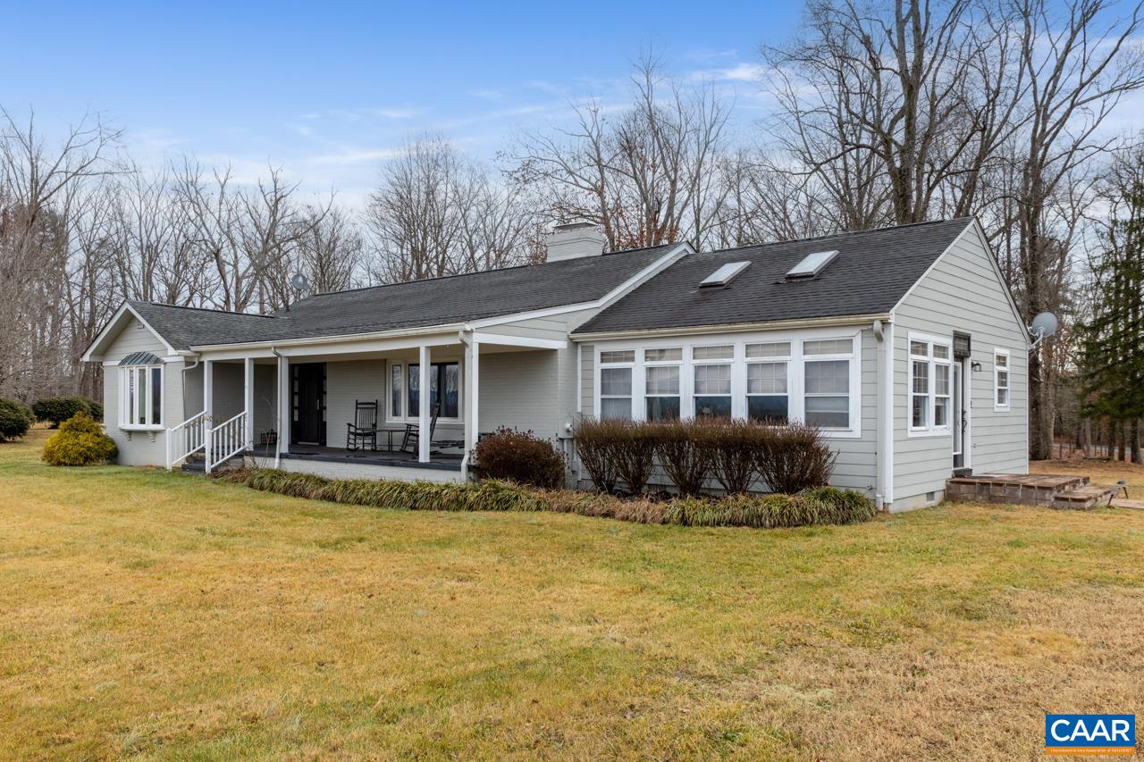 106 VISTA HEIGHTS DR