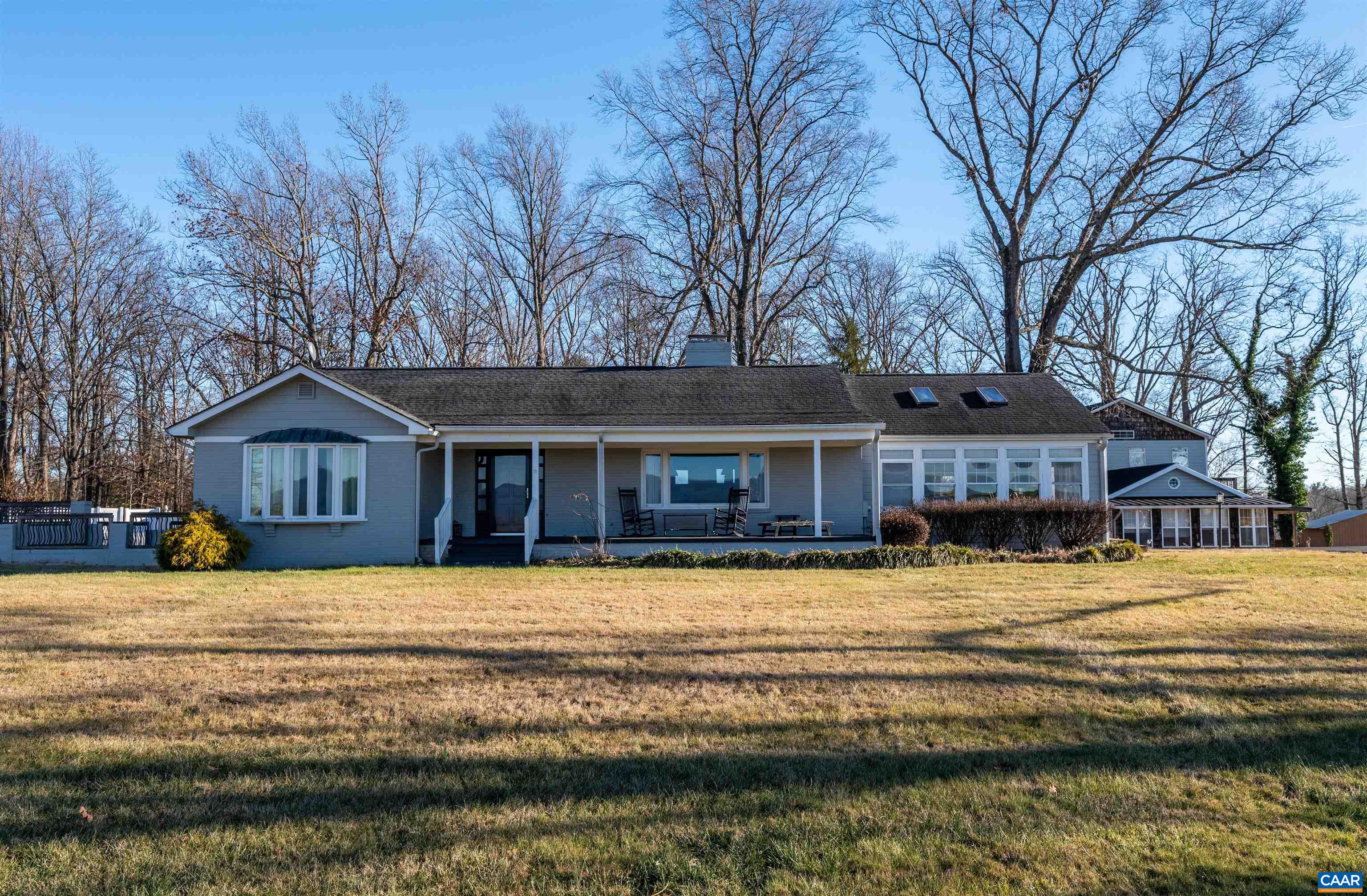 106 VISTA HEIGHTS DR