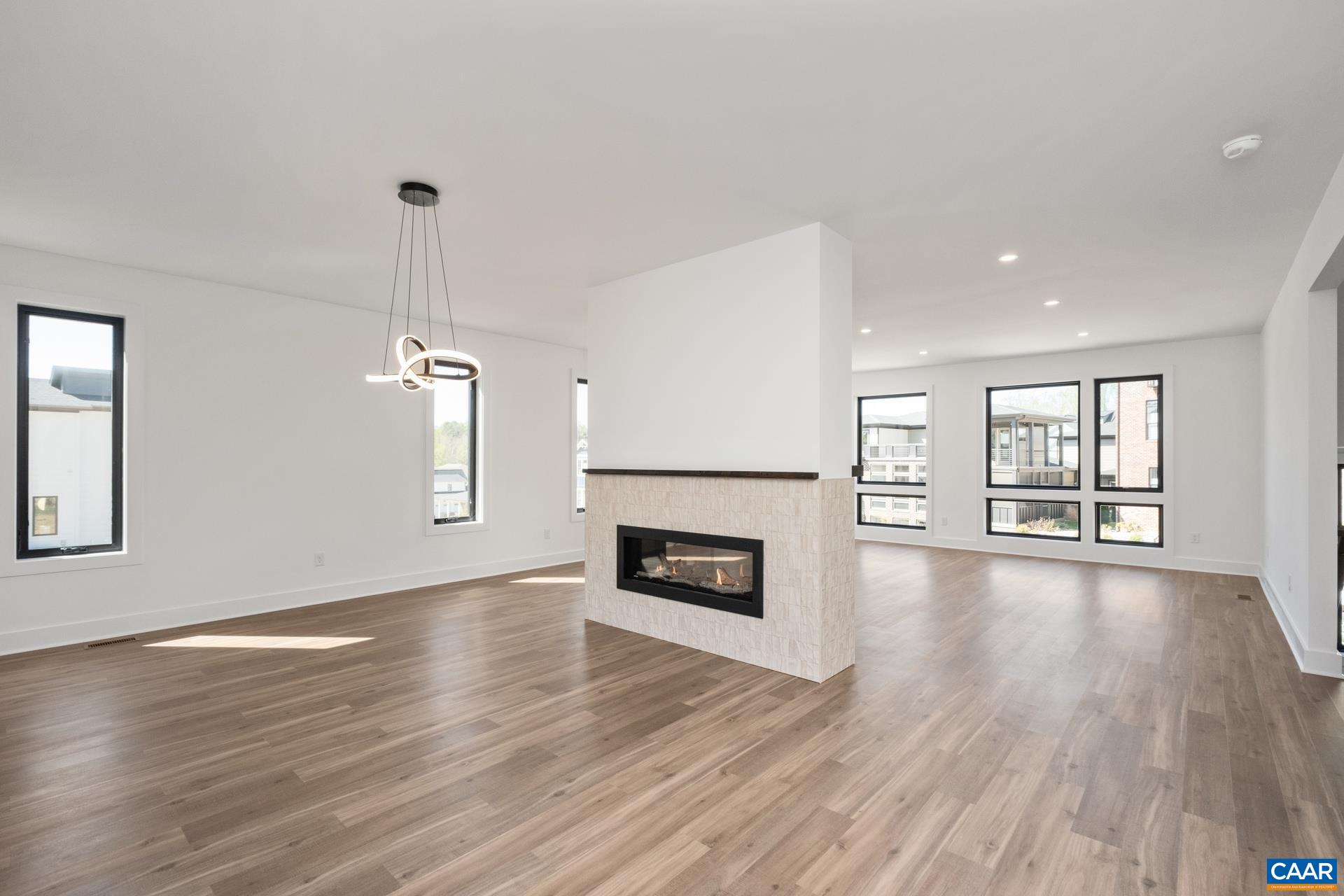 159&160 PEN PARK LN