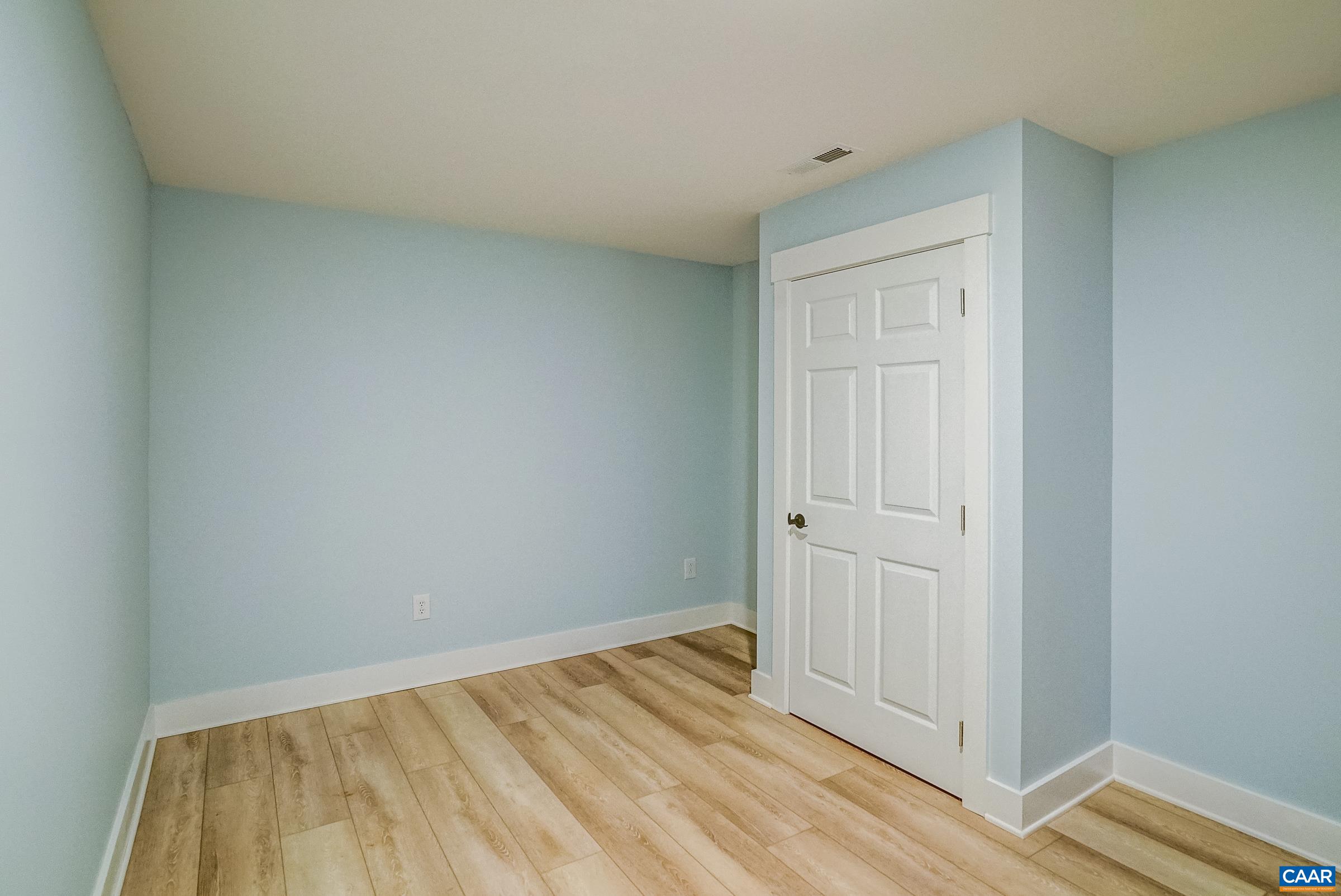 1265 POUNDING CREEK RD