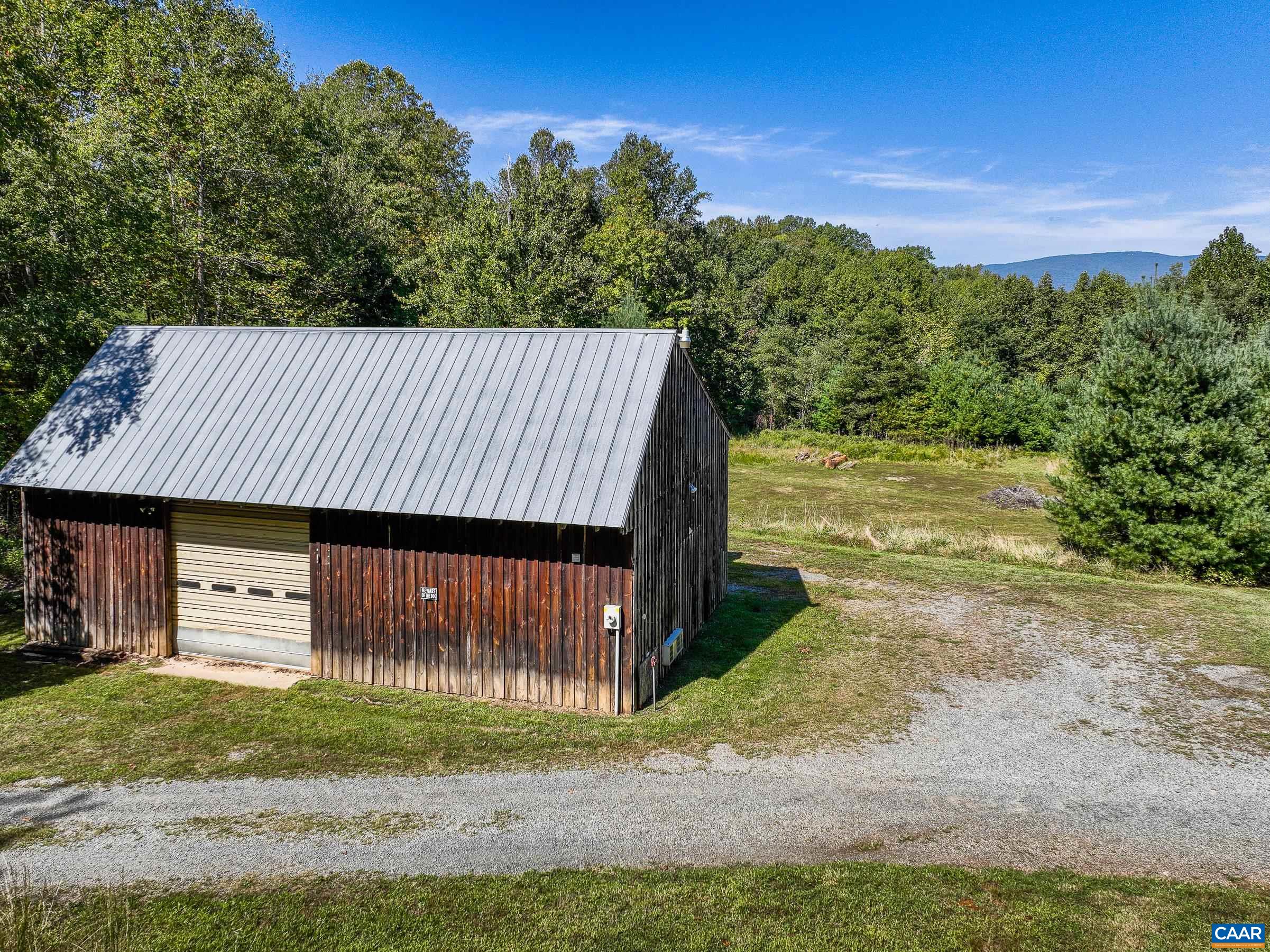 1265 POUNDING CREEK RD