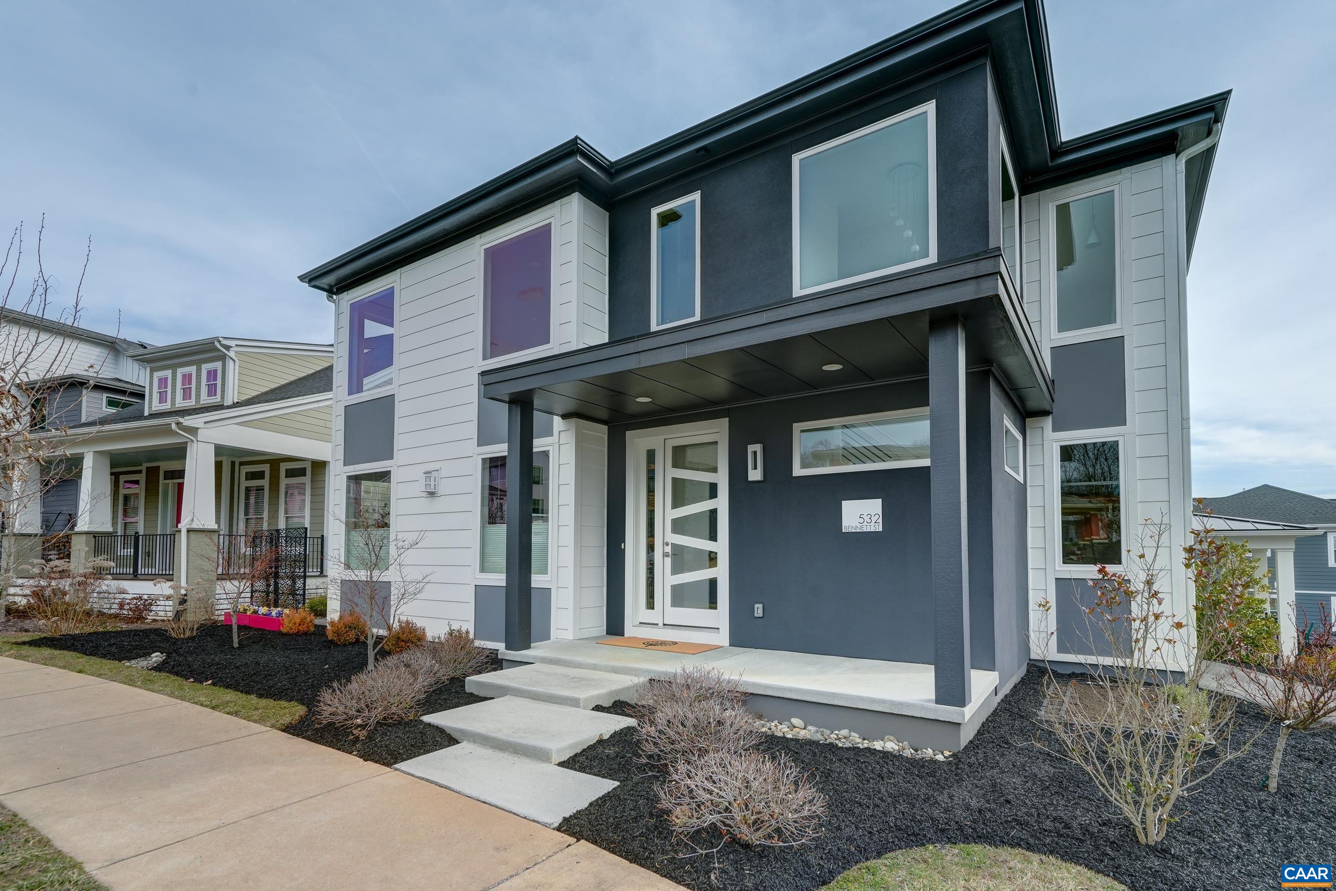 532 BENNETT ST