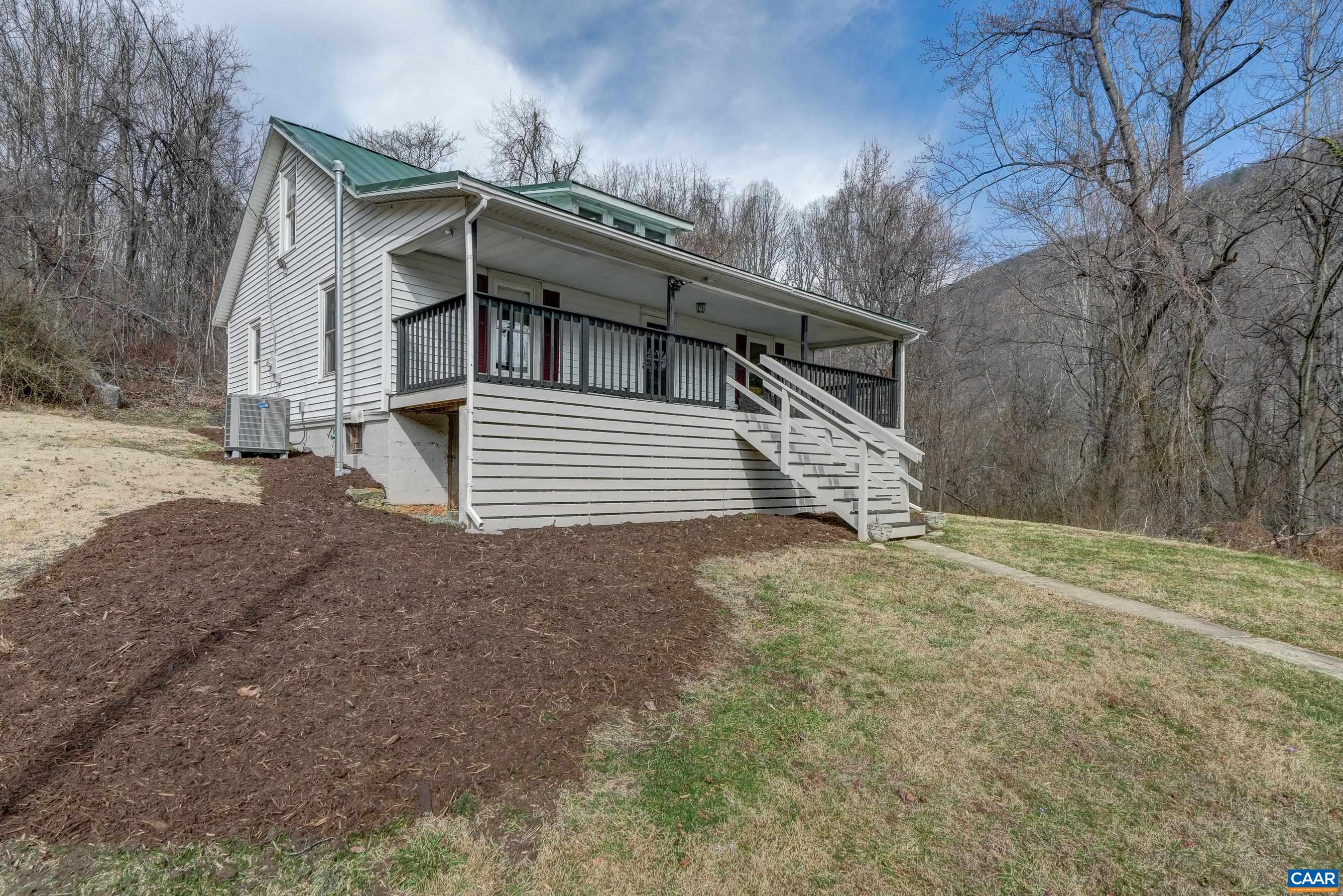92 ROOSTER RIDGE RD