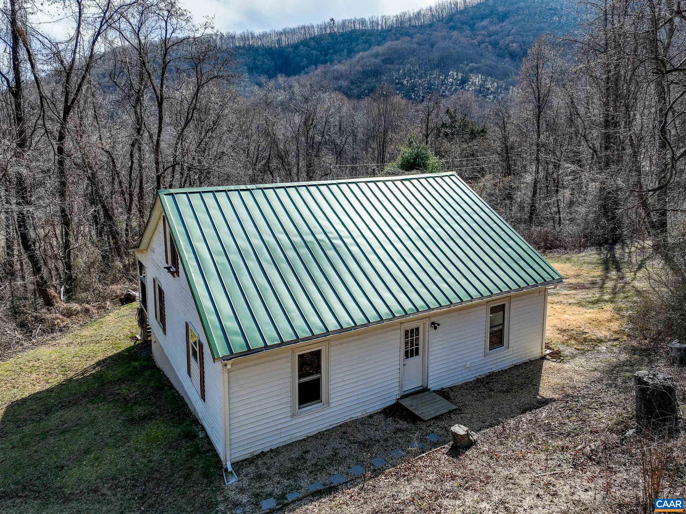92 ROOSTER RIDGE RD