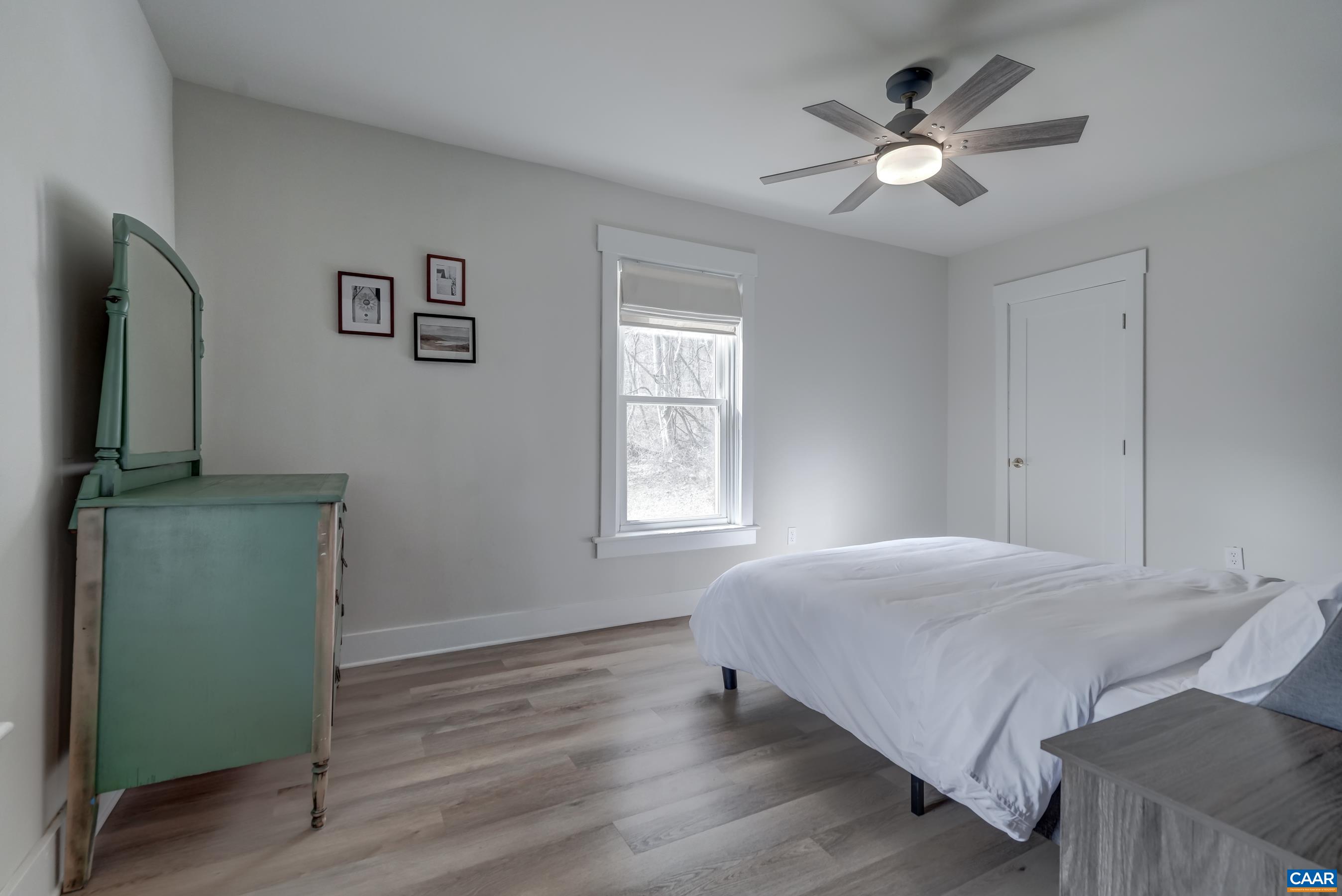 92 ROOSTER RIDGE RD