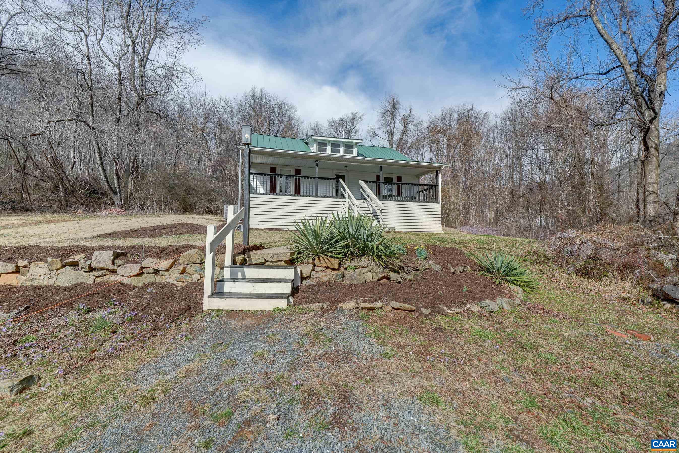 92 ROOSTER RIDGE RD