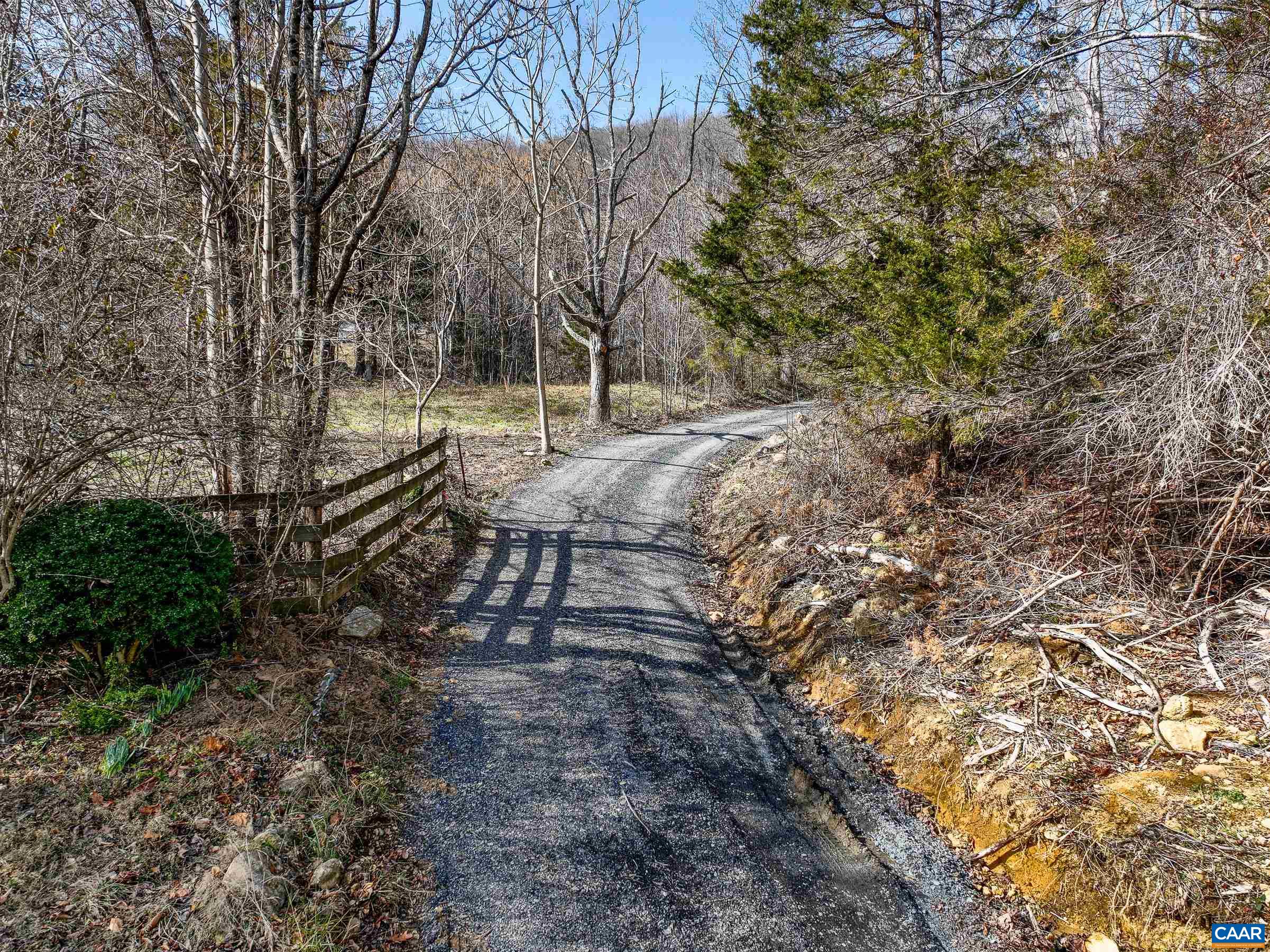 92 ROOSTER RIDGE RD