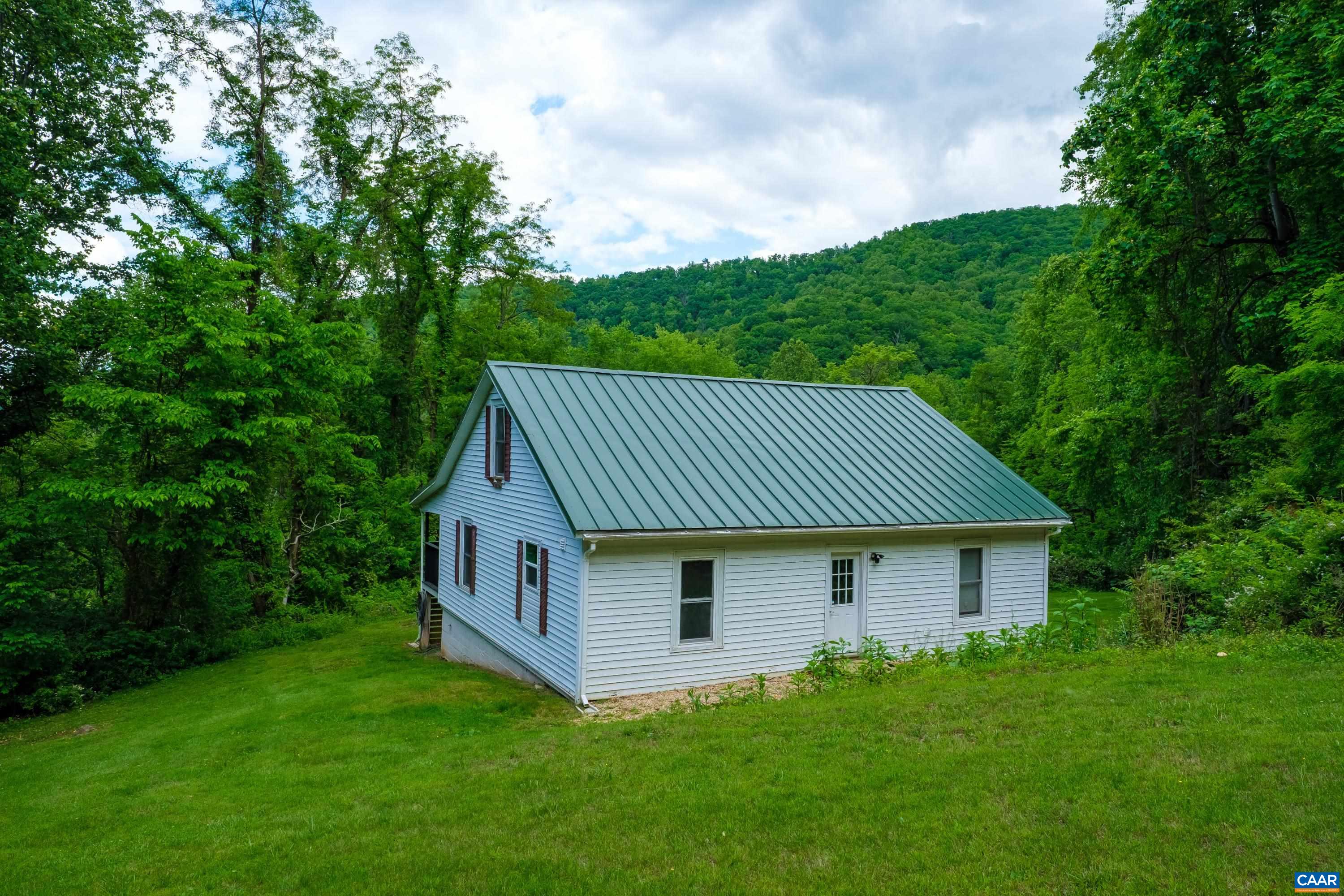 92 ROOSTER RIDGE RD