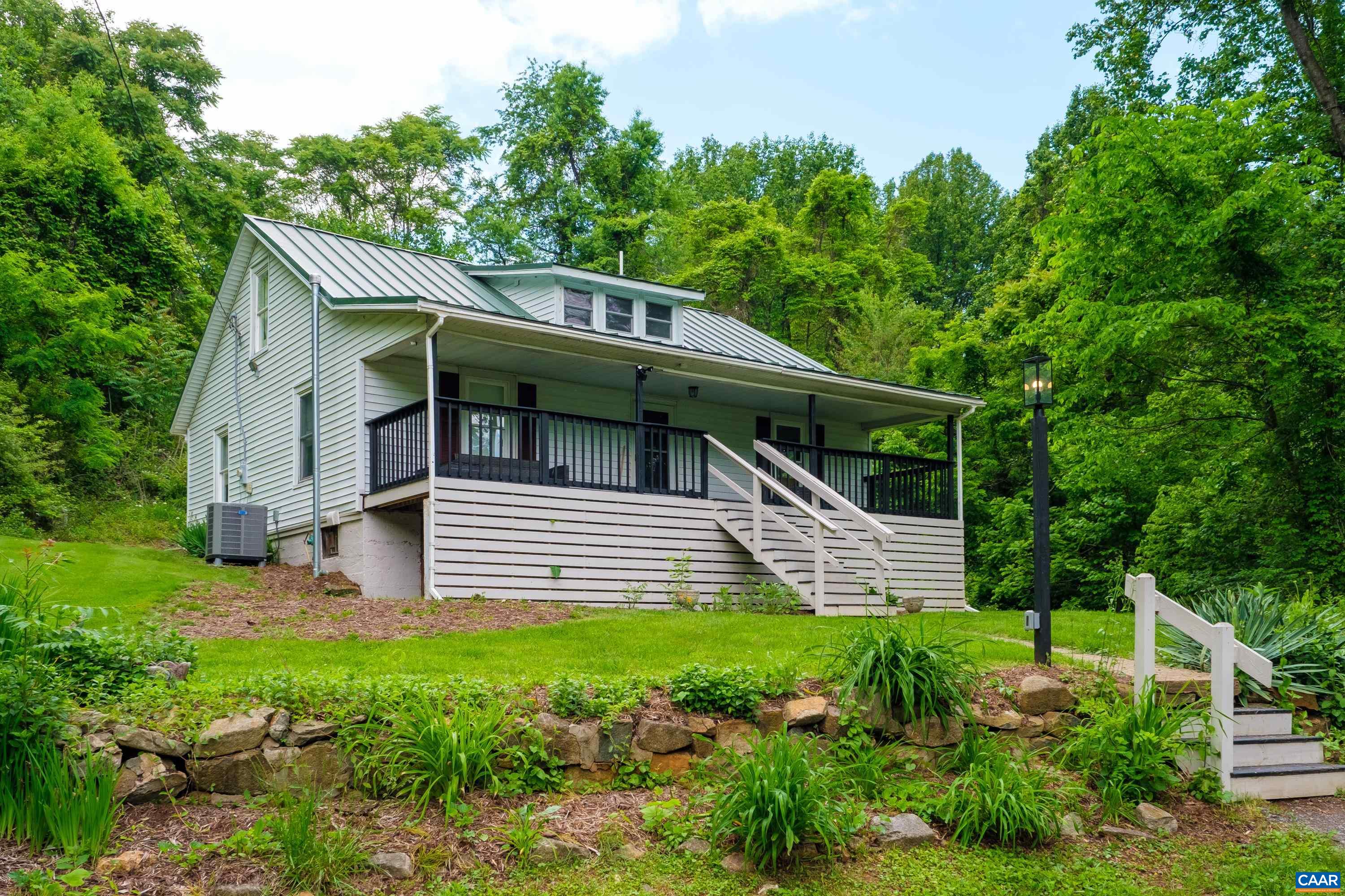 92 ROOSTER RIDGE RD