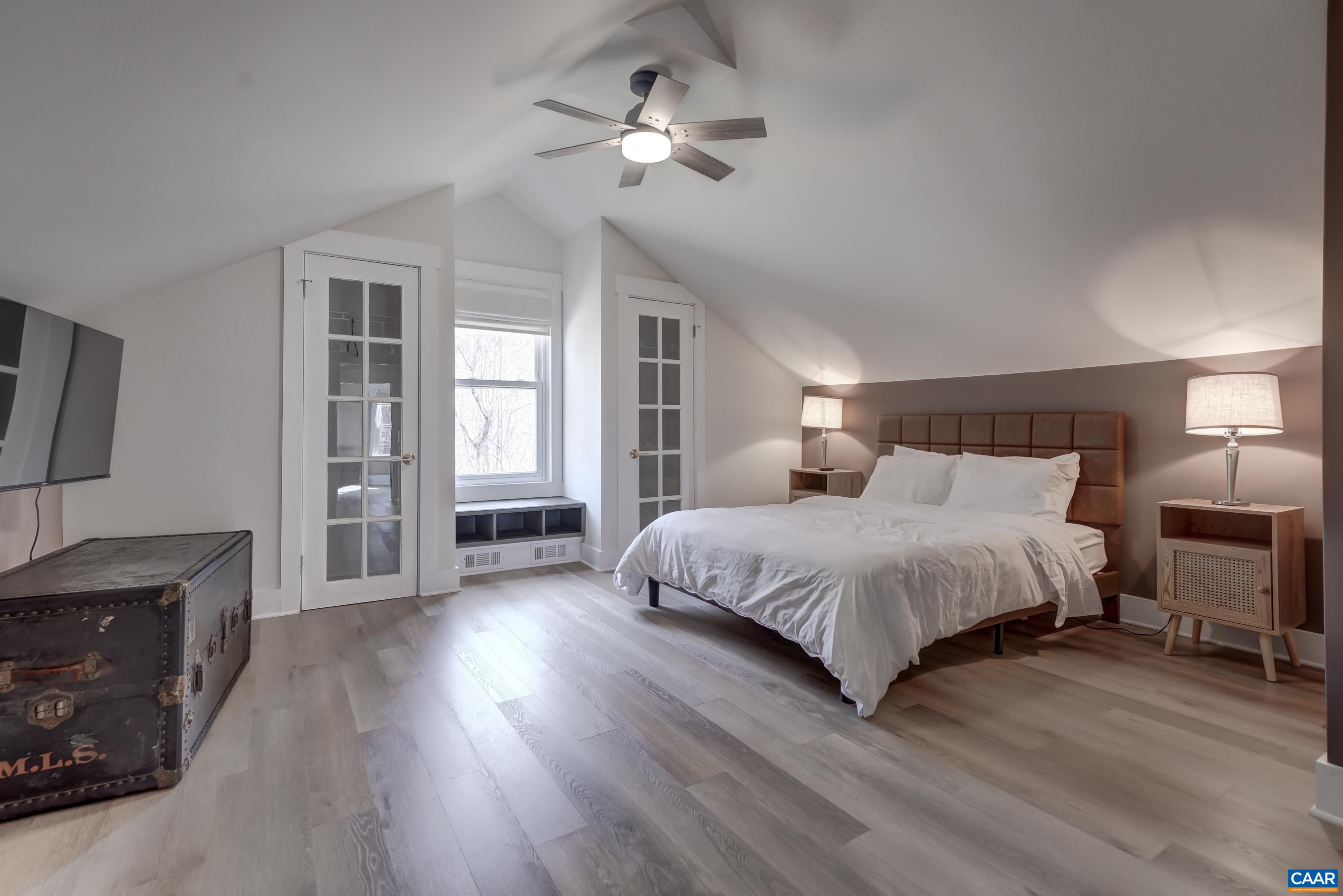 92 ROOSTER RIDGE RD