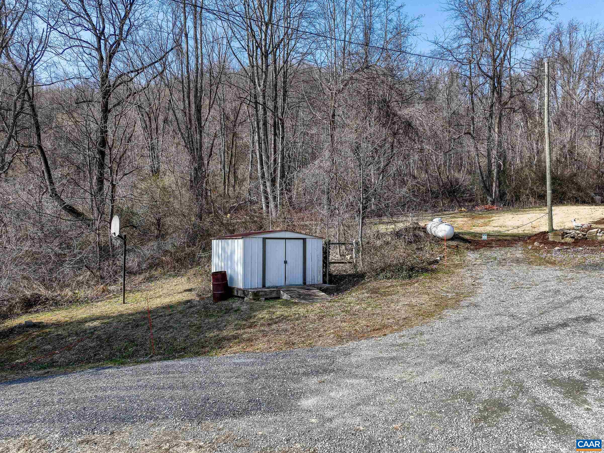 92 ROOSTER RIDGE RD