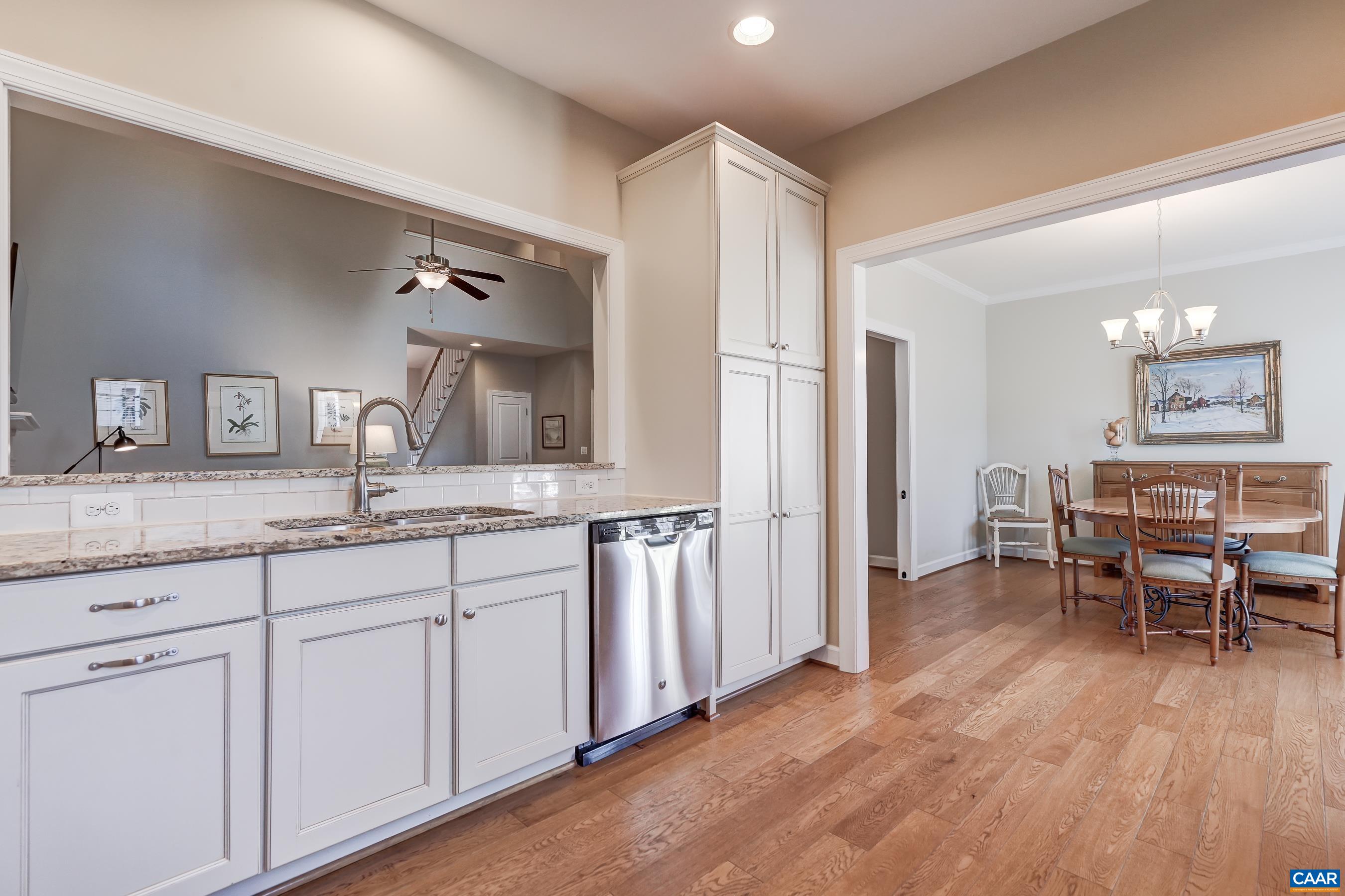 1622 SAWGRASS CT